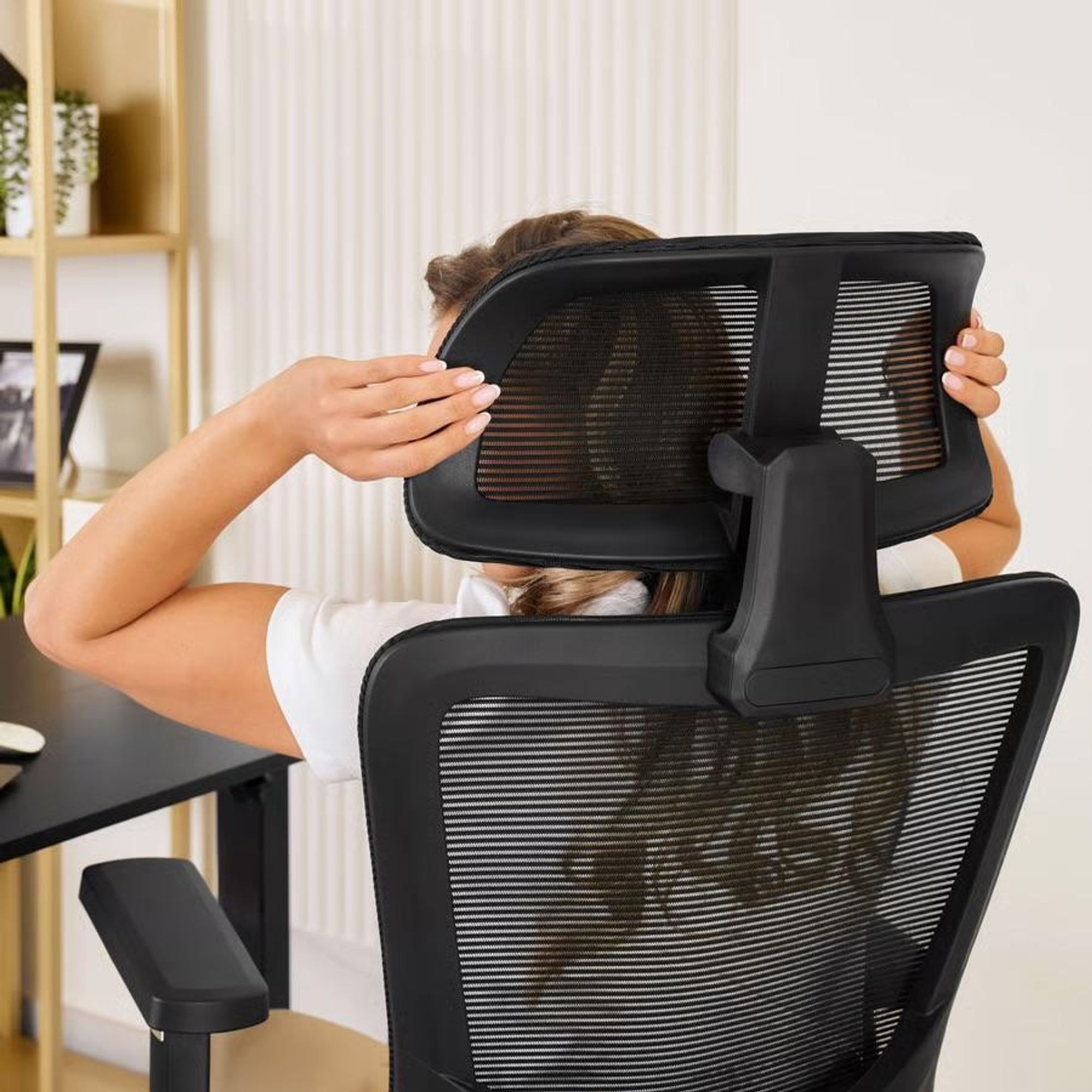 di volio ergonomické kreslo Piozano – Čierne