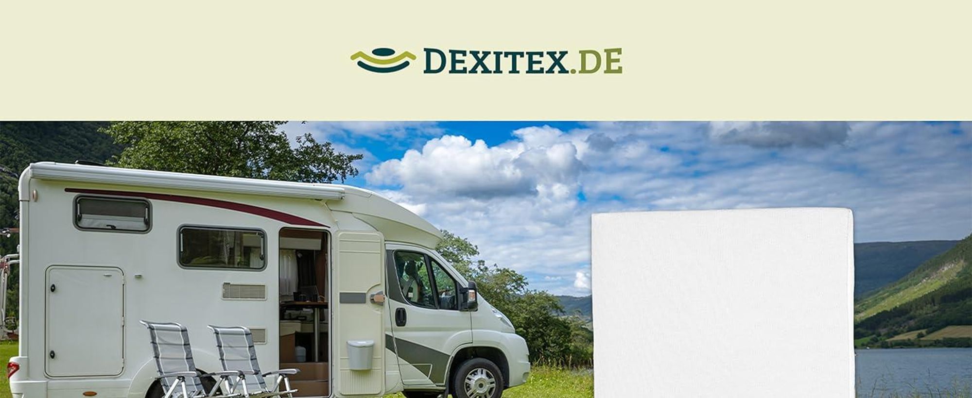 Wohnmobil in der Natur mit Spannbettlaken und Matratzenschoner