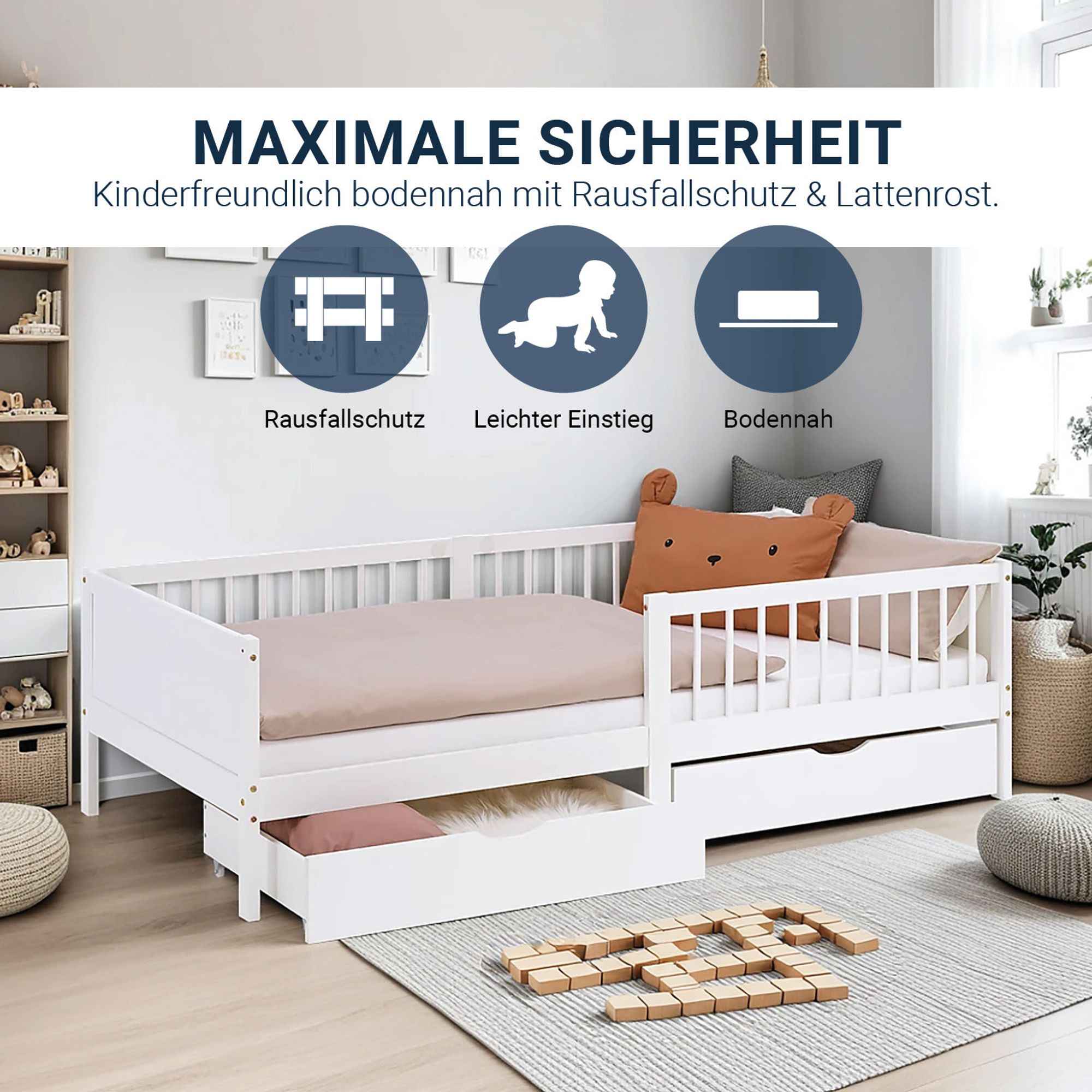 Kinderbett in weiß im Kinderzimmer