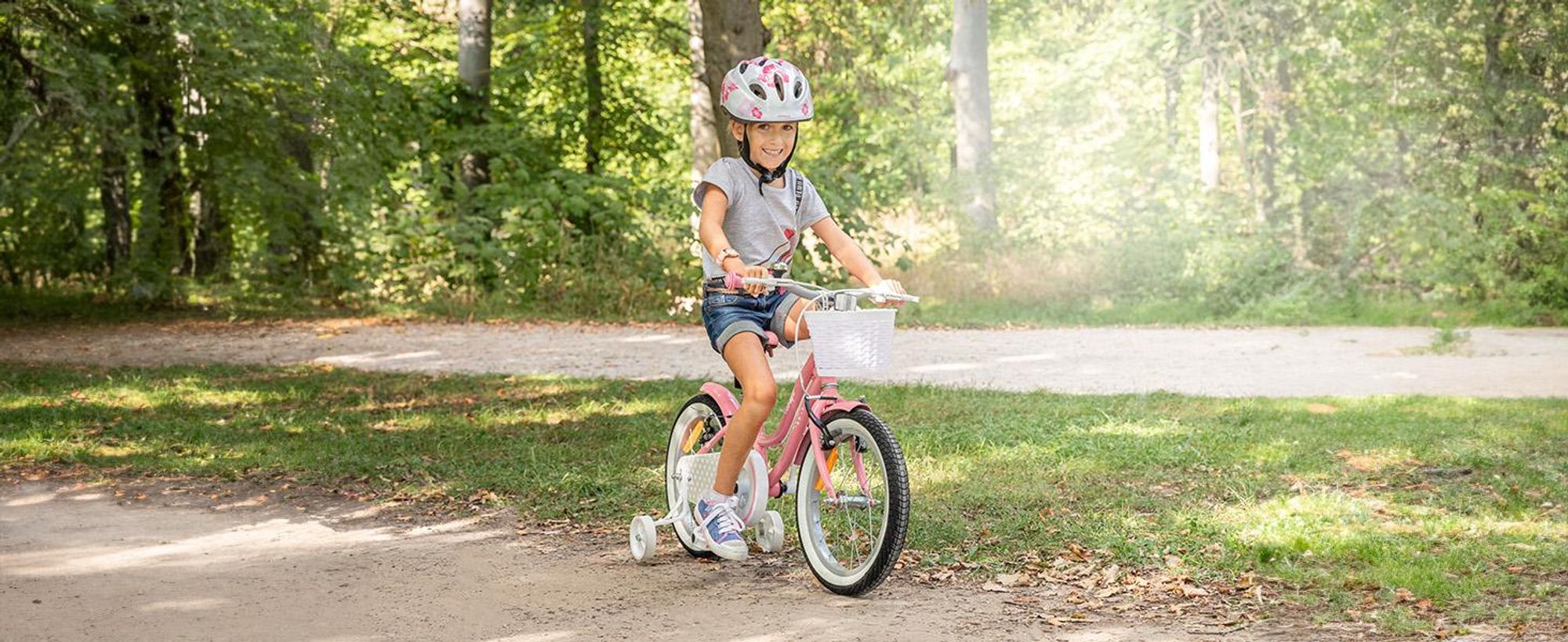 Actionbikes Kinderfahrrad Starlight 16 Zoll | Kinder Fahrrad - V-Brake Bremsen - Kettenschutz - Fahrradständer - Rad - 4-7 Jahre (Rosa)