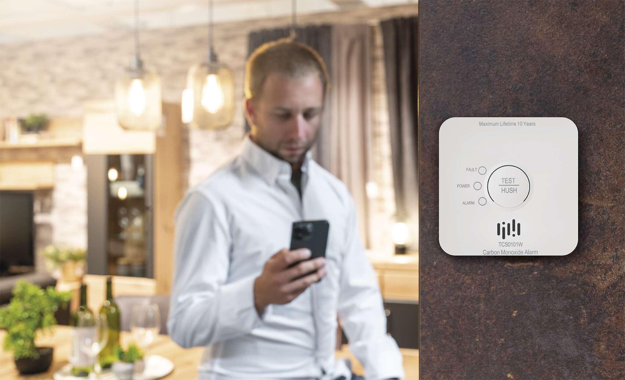 EMOS GoSmart - Smart Home CO-Melder - WiFi, optischer und 85dB Alarm, batteriebetrieben, Wandmontage, 10 Jahre Lebensdauer, inkl. Batterie , P56400S