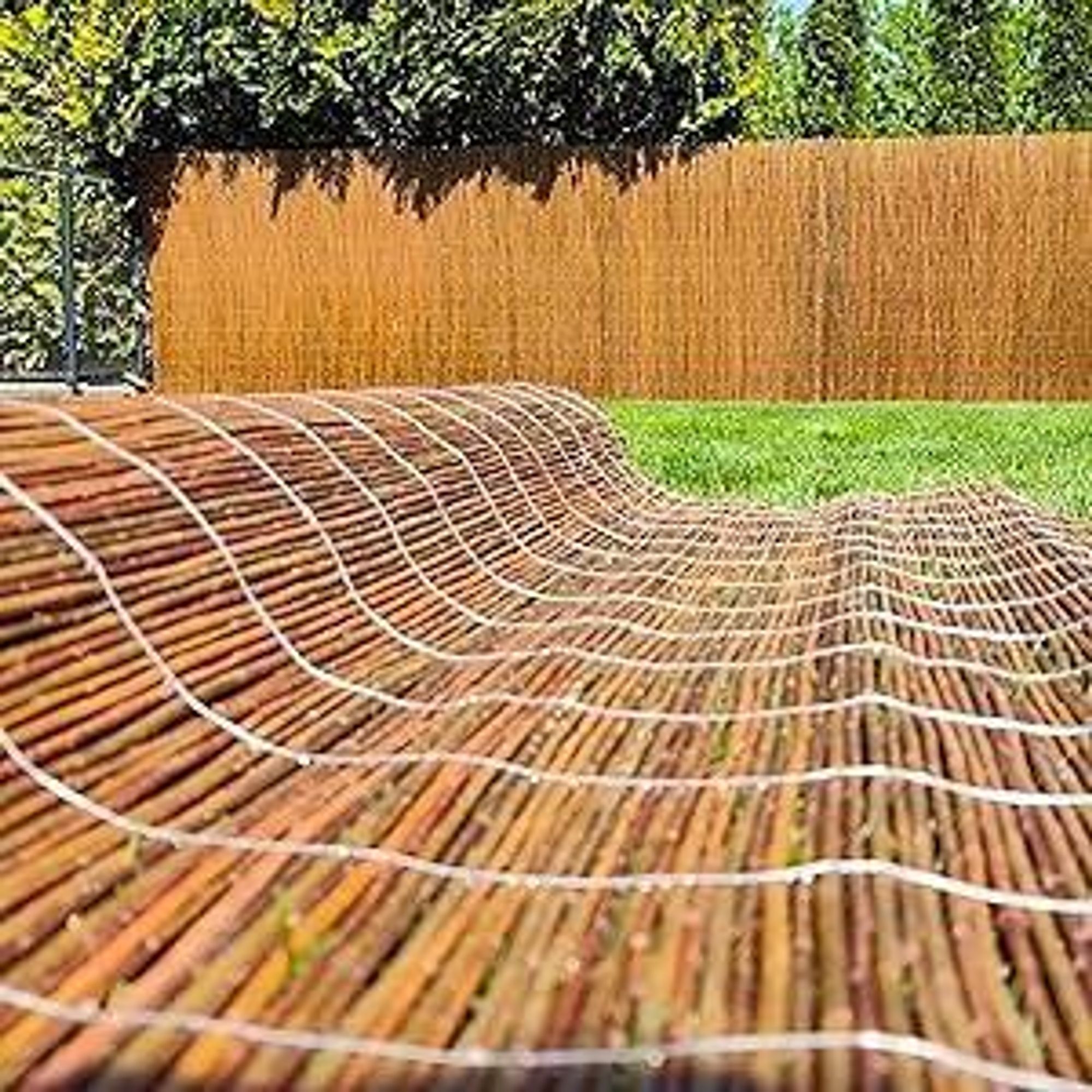 Weidenmatte 100 x 300 cm Gartenzaun Balkon Weidenzaun Zaun Windschutz & Sonnenschutz Balkonverkleidung Wetterfest Sichtschutzzaun Sichtschutzmatte