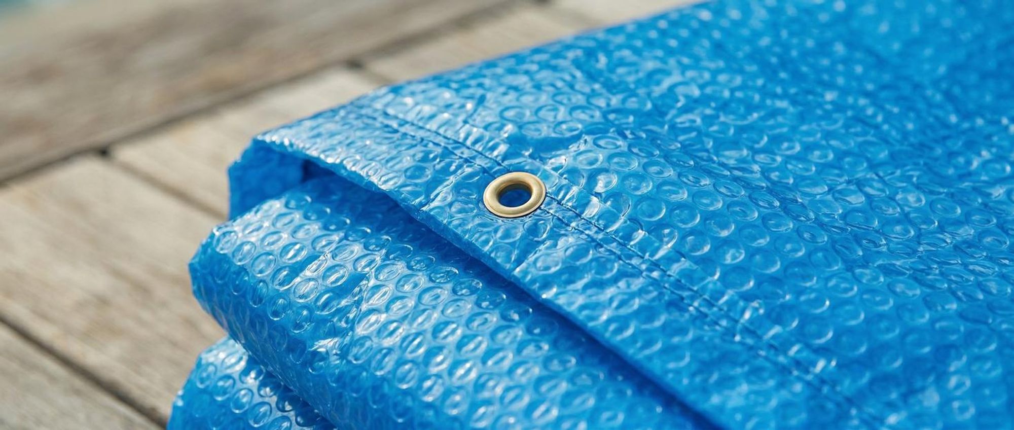 tectake® Pool-Solarfolie rechteckig und selbstschwimmend 500 x 1000 cm