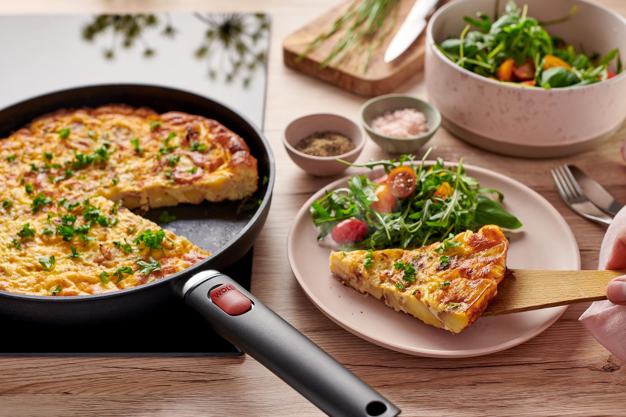 Woll Eco Lite QXR Flachpfanne: abnehmbarer Stiel, Ø 24 cm, 5 cm hoch, Alle Herdarten inkl. Induktion