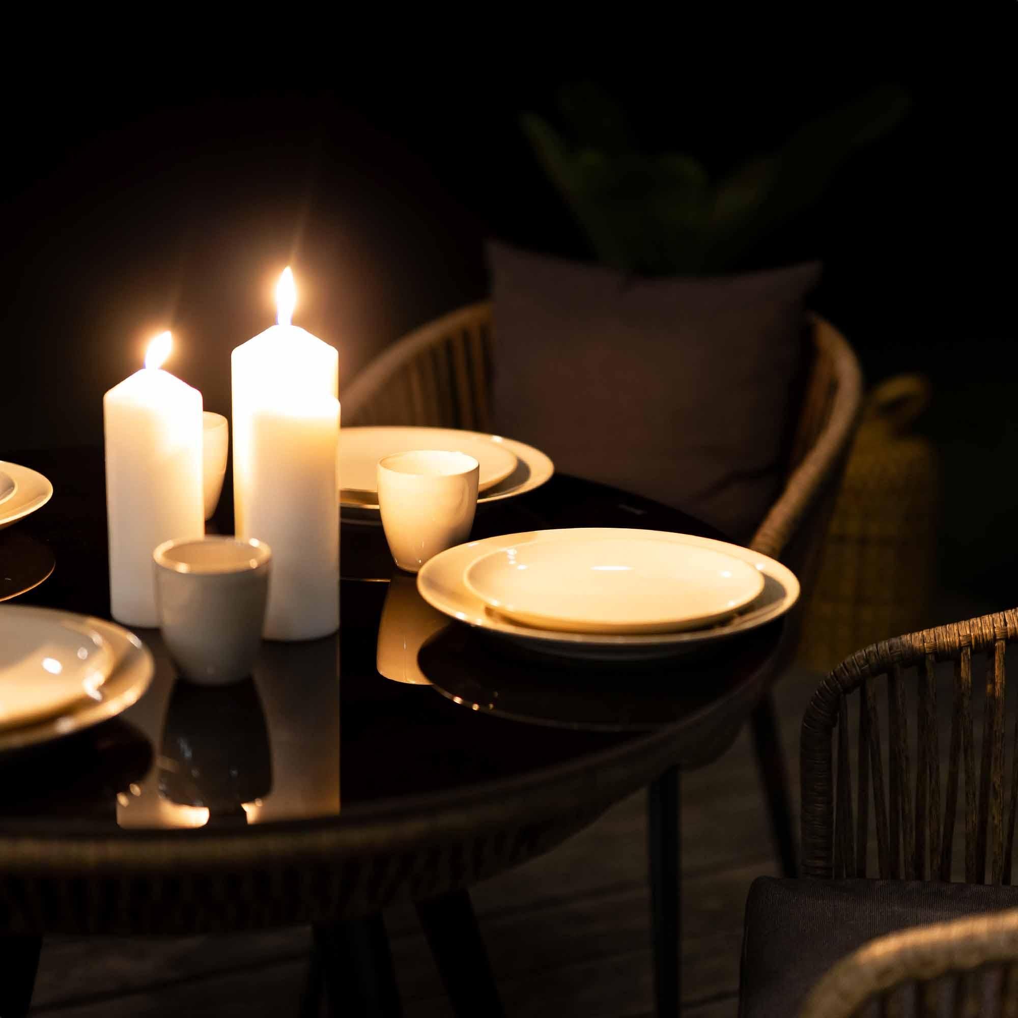 di volio Gartenmöbel-Set RIETI Beige/Grau, Terrassenmöbel aus Polyrattan und Stahl, Gartenmöbel für 4 Personen - Couchtisch & 4 Stühle
