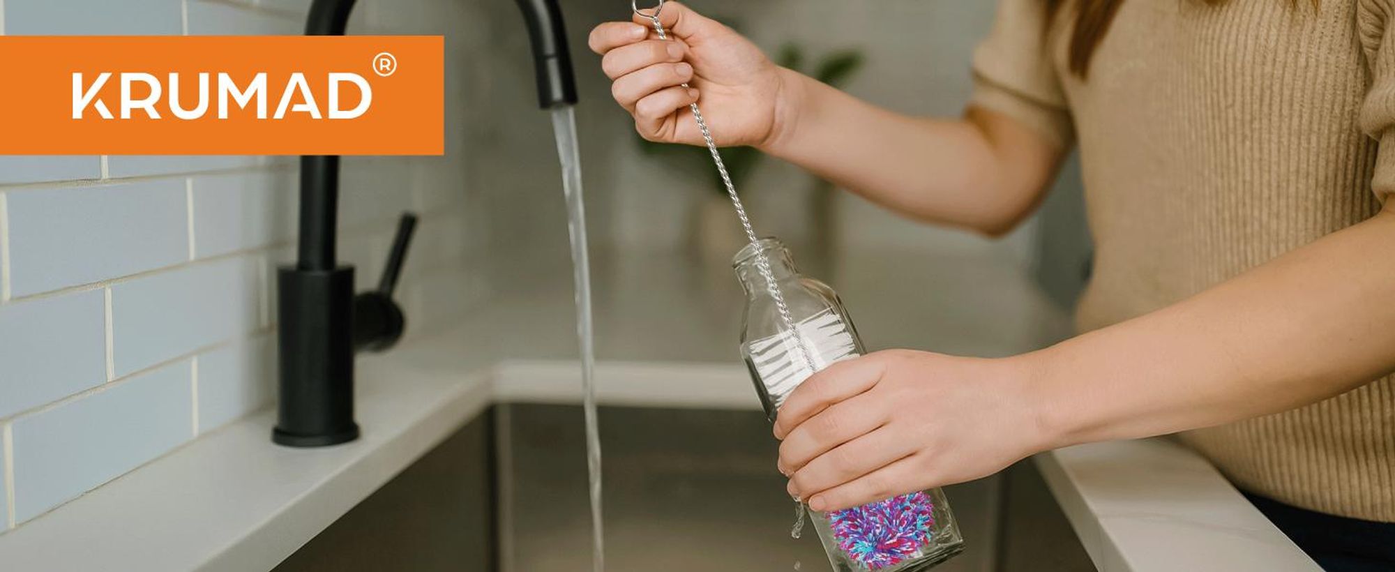 KRUMAD Flaschenbürste 35 cm, langer Flaschenreiniger für Glasflaschen und Karaffen, weiche Baumwoll- und Nylonbürste