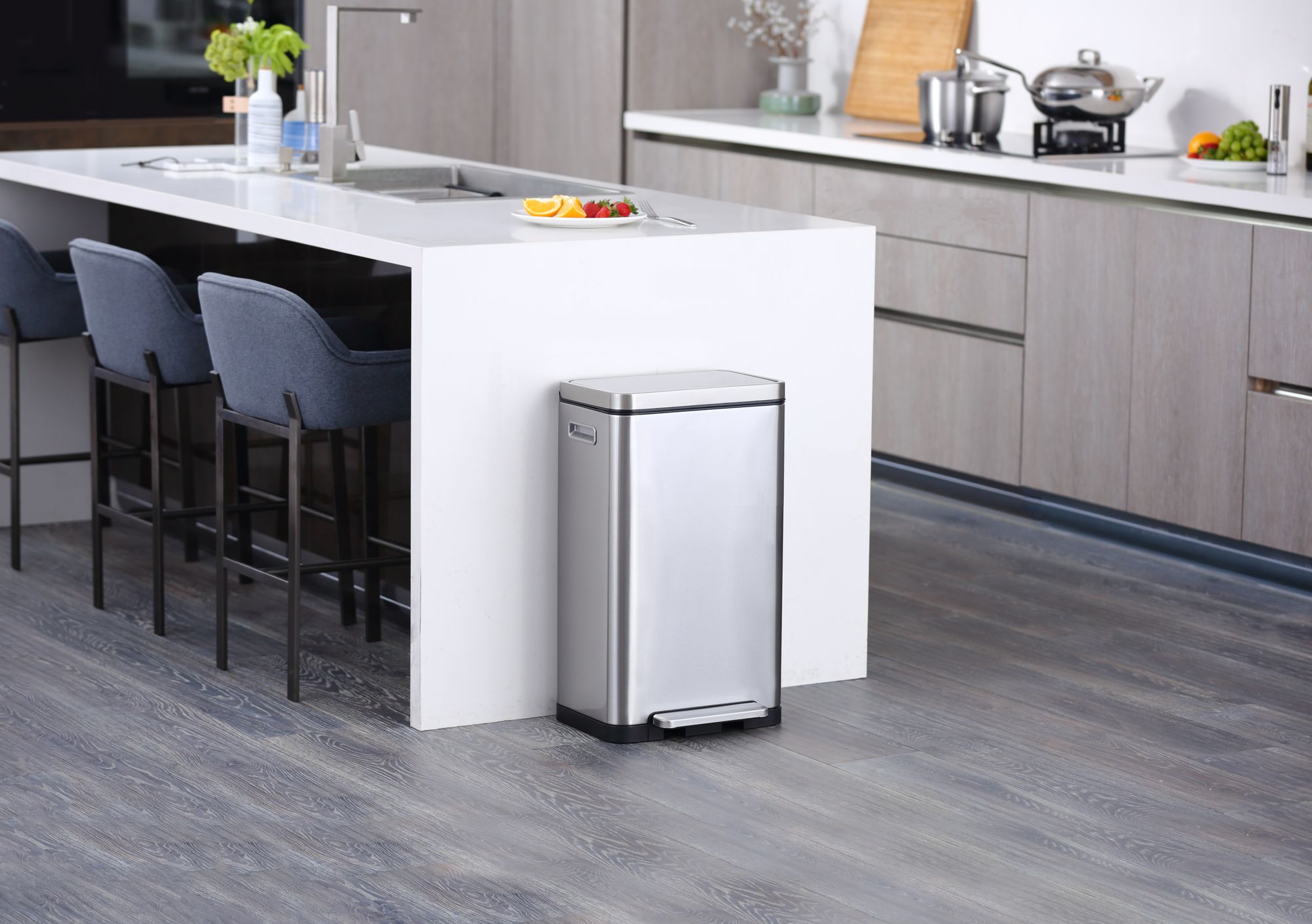 EKO - X-Cube Treteimer 30 Liter - Stainless steel Polypropylene - Matt Edelstahl