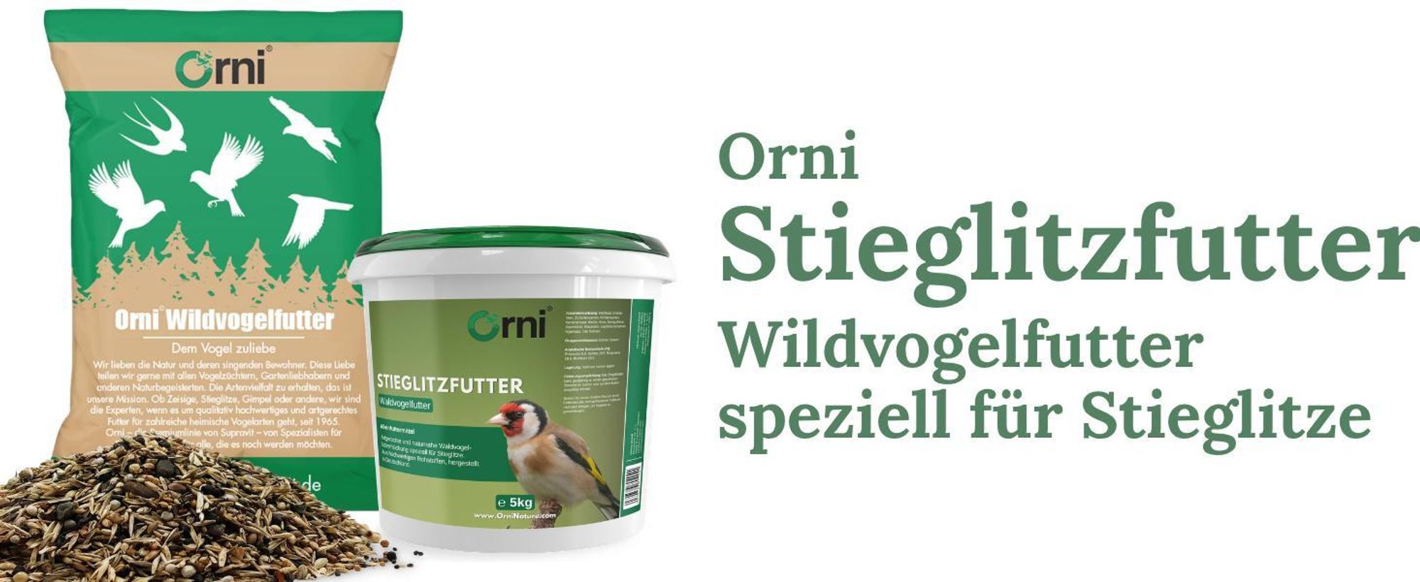 Futterhaufen vor Produktverpackung