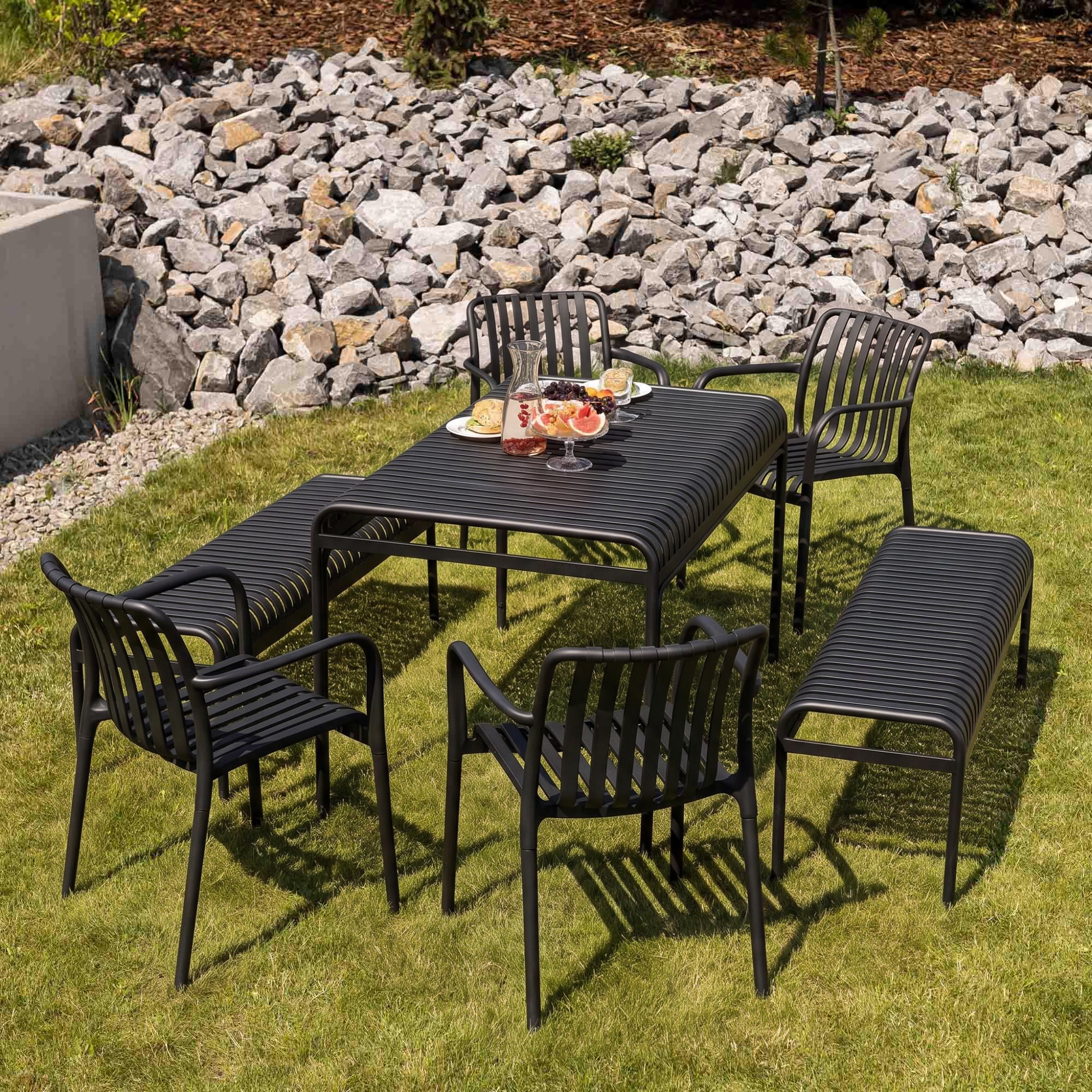 di volio Gartentisch MALIO - 130x80 cm, wetterfester Outdoor-Tisch aus Metall, matt schwarz