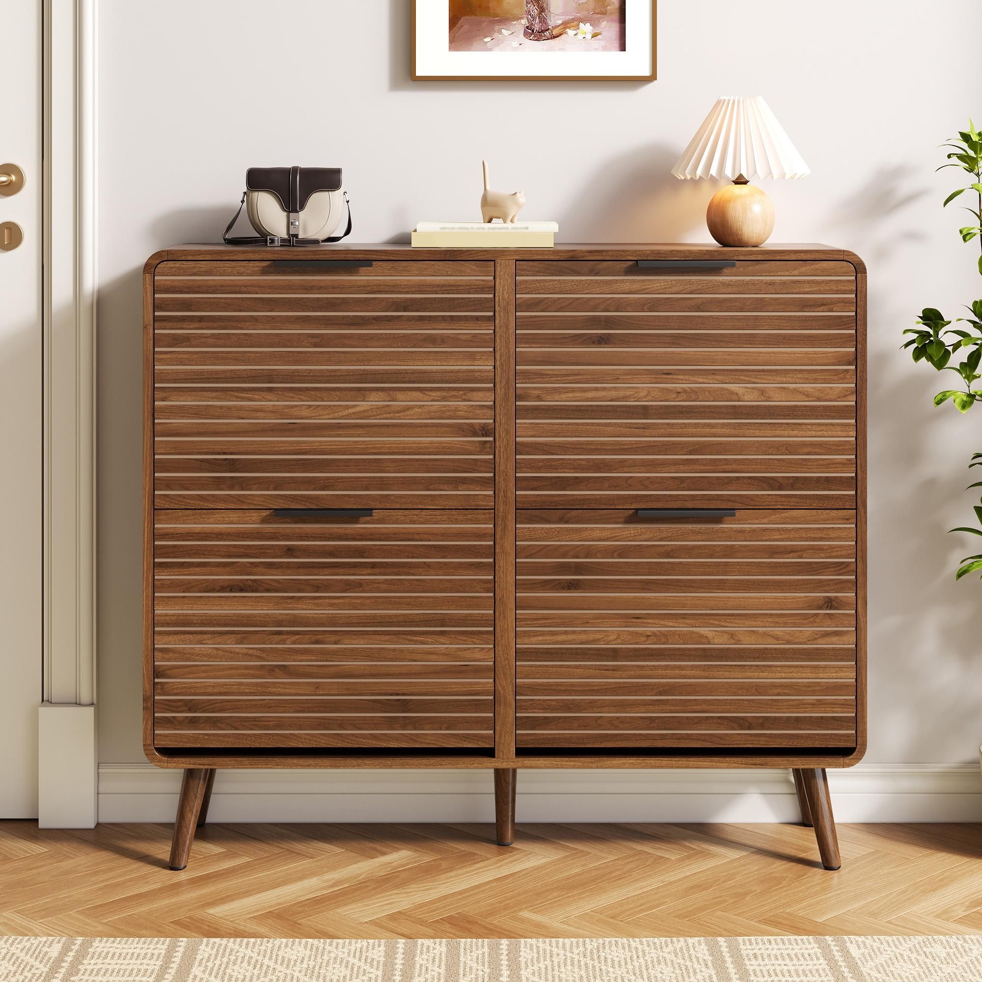 Merax Schuhschrank Schuhkipper mit 4 Klappen, Schuhaufbewahrung für 18–24 Paar Schuhe, Moderner Schuhregal mit Lamellendesign, MDF, Nussbaum