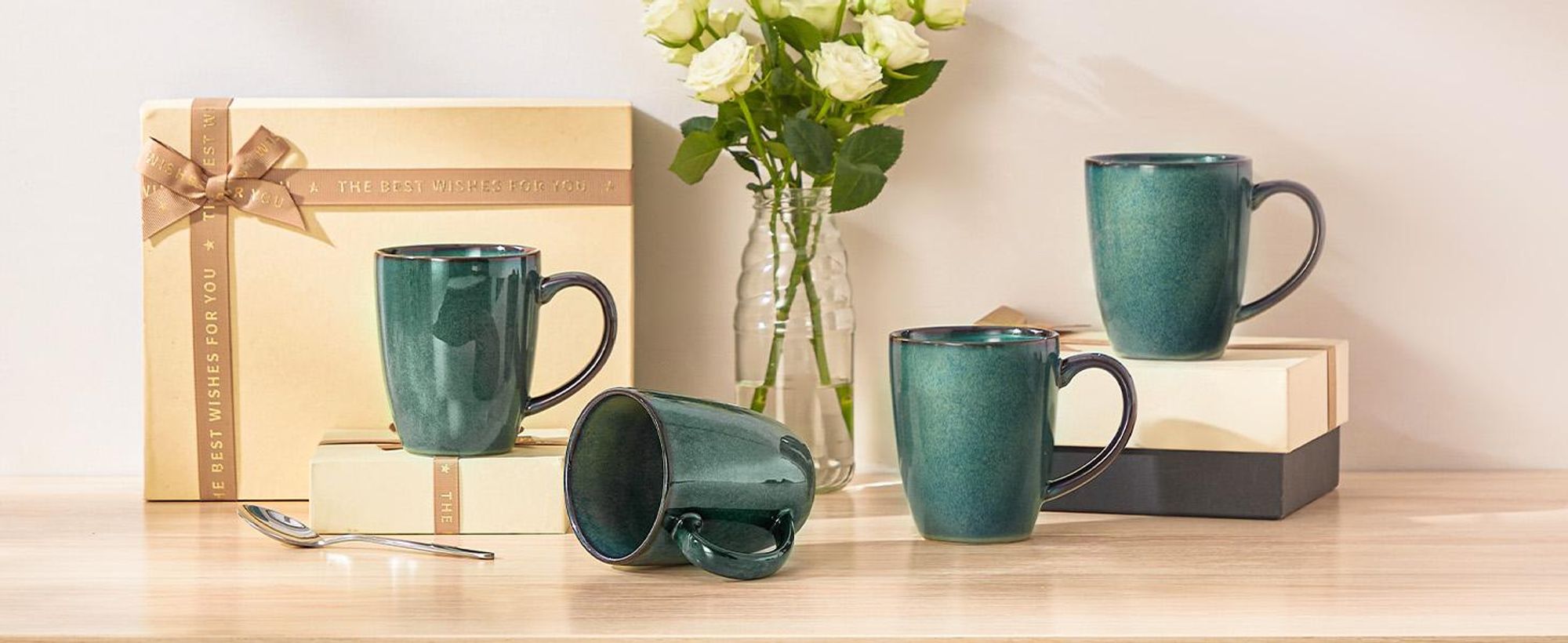 vancasso Becher Set, 4-tlg Steingut Tassen, 360ml Trinkbecher, Kaffeebecher mit Henkel, Grün