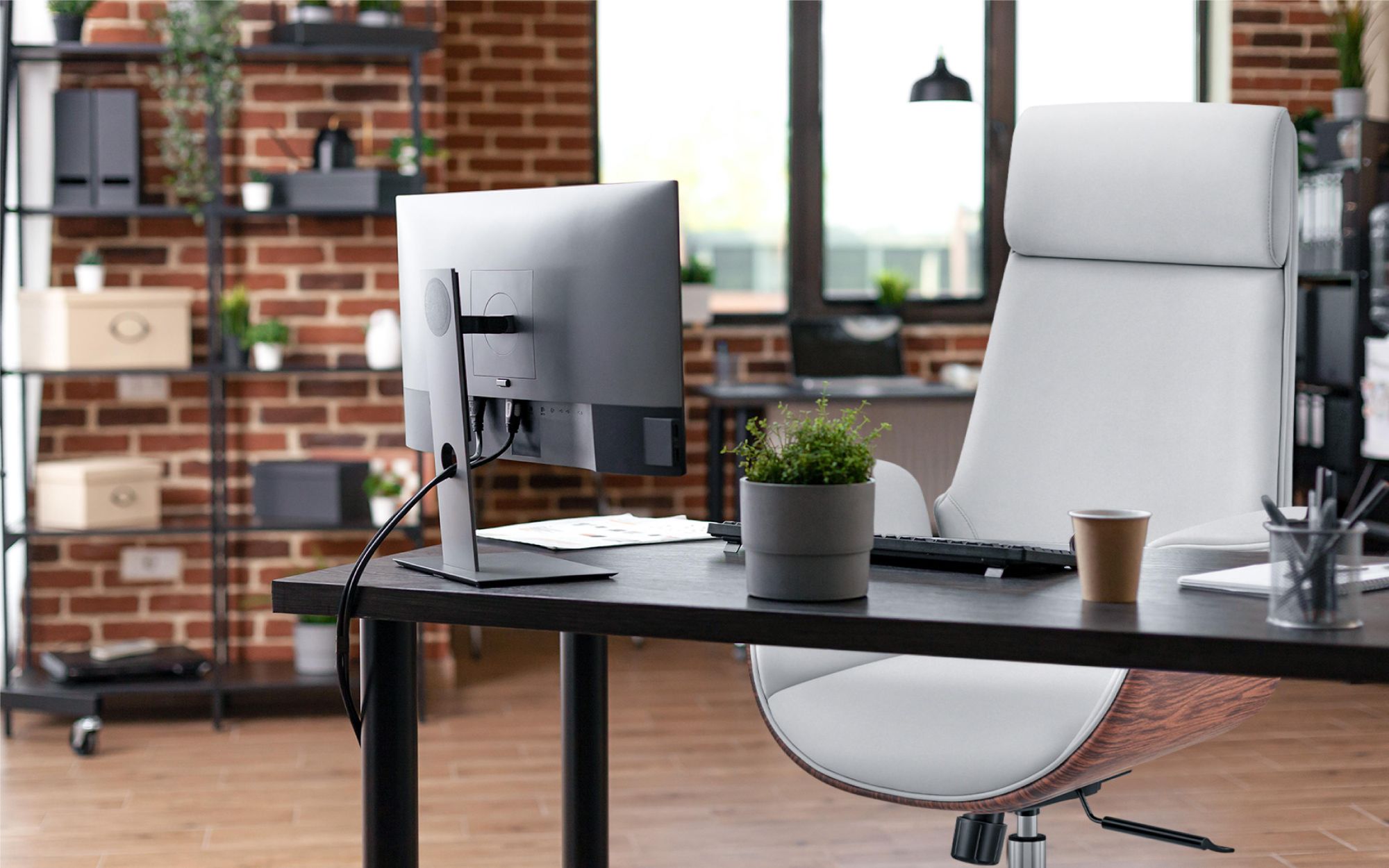 MARK ADLER Boss 8.2 White | Ergonomischer Bürostuhl Chefsessel Drehstuhl Modern | Wippfunktion | bis 130 kg belastbar | Kunstleder Holz | Weißgrau