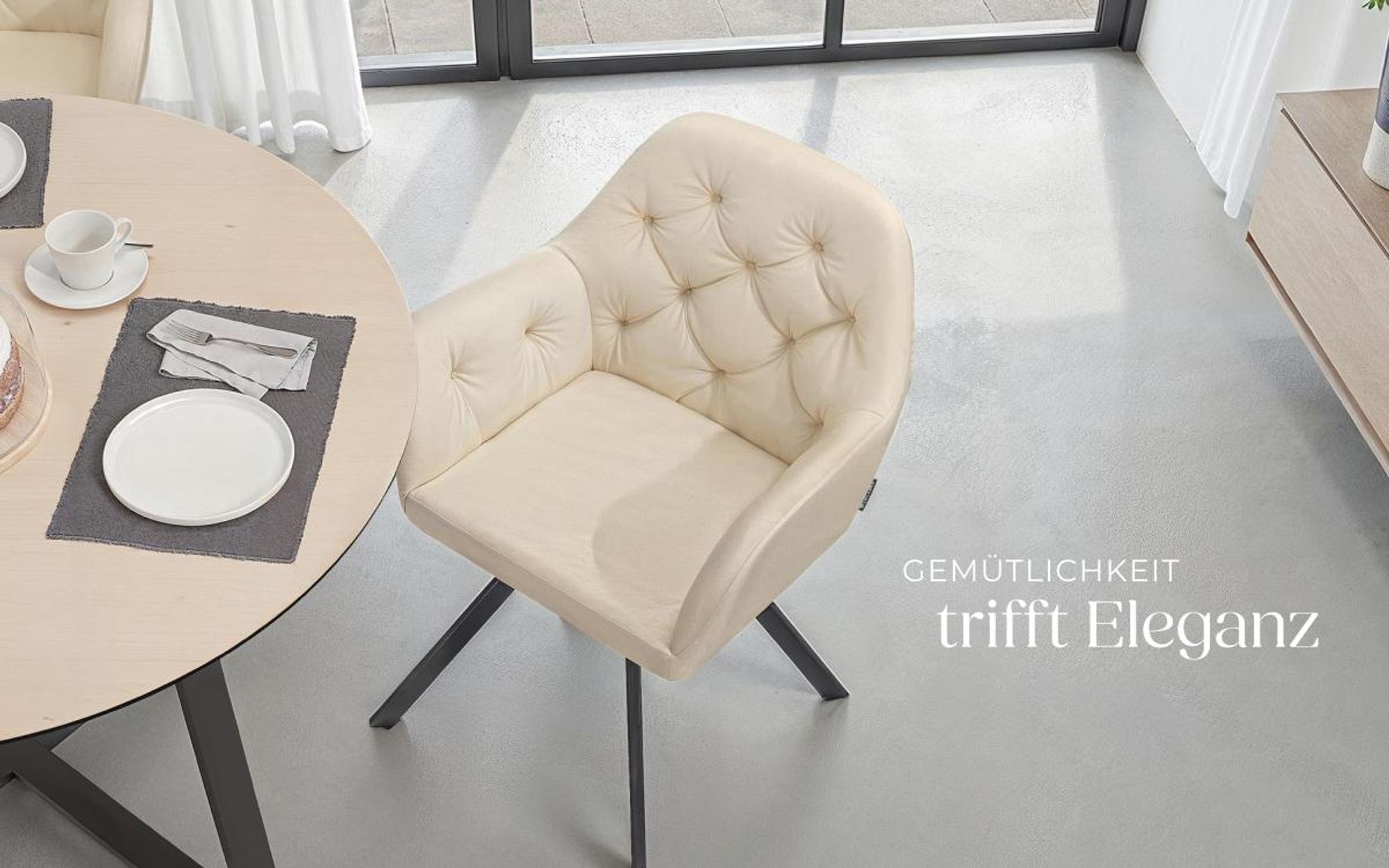 tectake® Drehbarer Samt-Armlehnstuhl Lucia gepolstert, mit Steppmuster 58 x 58 x 87 cm