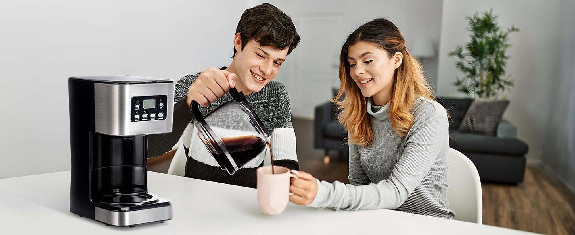 Kaffeemaschine, 950W Filterkaffeemaschine, mit Thermoskanne und Timer, für 12 Tassen Kaffee, Abschaltautomatik, Tropf-Stopp, BPA-frei