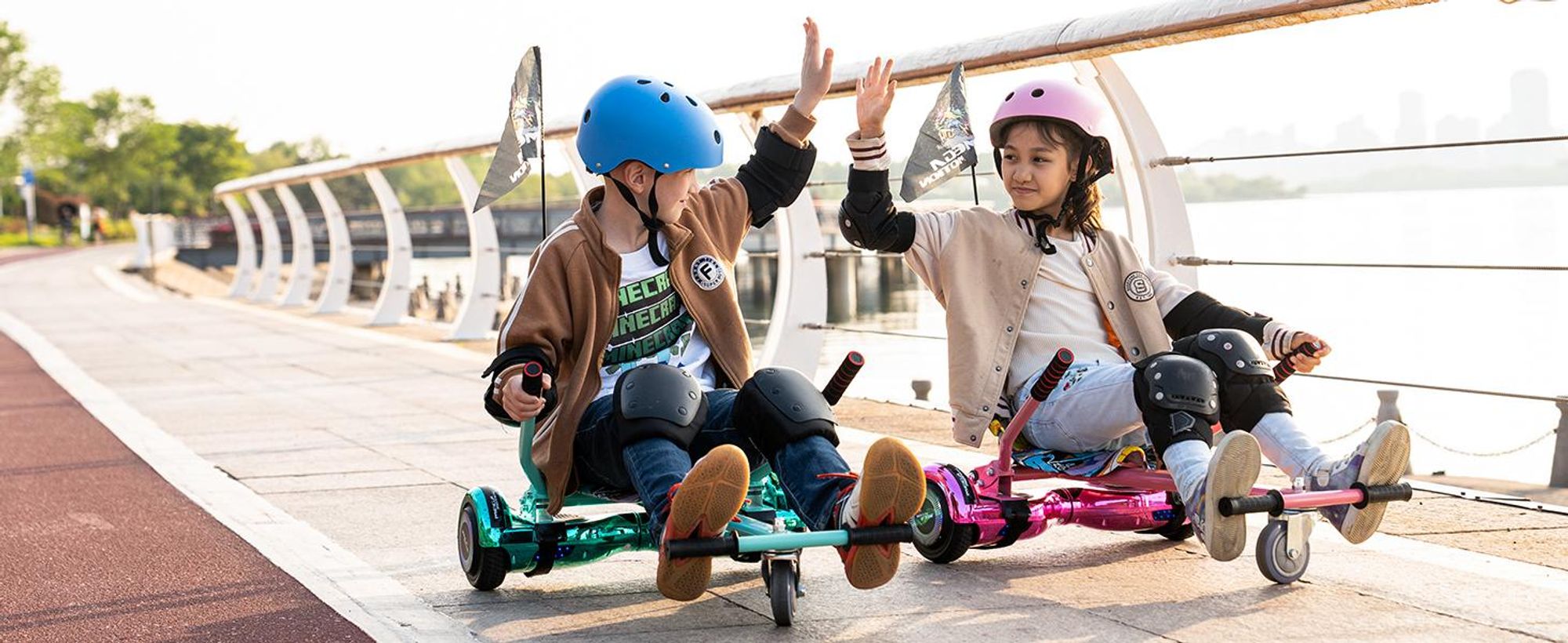 MEGA MOTION 6.5 Hoverboard mit sitz hoverkart GO-Kart für Kinder mit LED Leuchten & Bluetooth Musik Skateboard