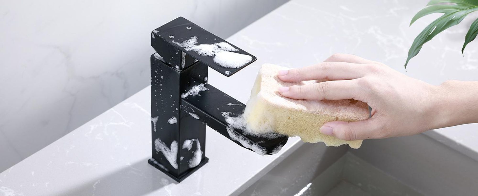 Schwarz Wasserhahn Edelstahl ,Waschtischarmatur Design Einhebelmischer für Badezimmer,Mischbatterie Hochdruck Badarmatur,Armatur Einhebelmischer