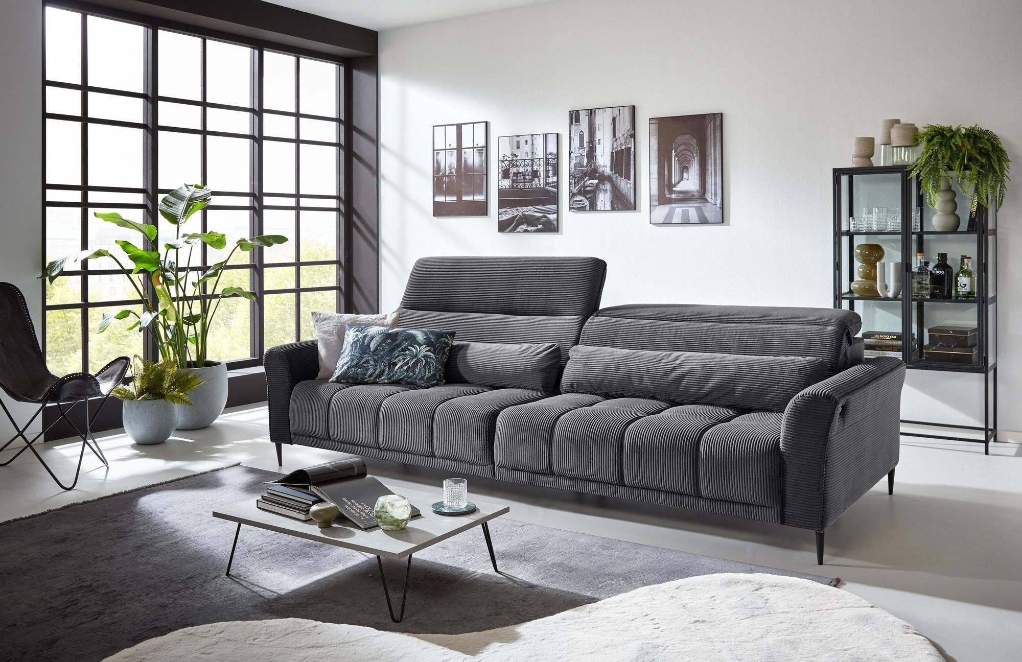 Big-Sofa Wolve – XXL-Sofa mit elektrischer Sitztiefenverstellung und flauschigem Cordbezug