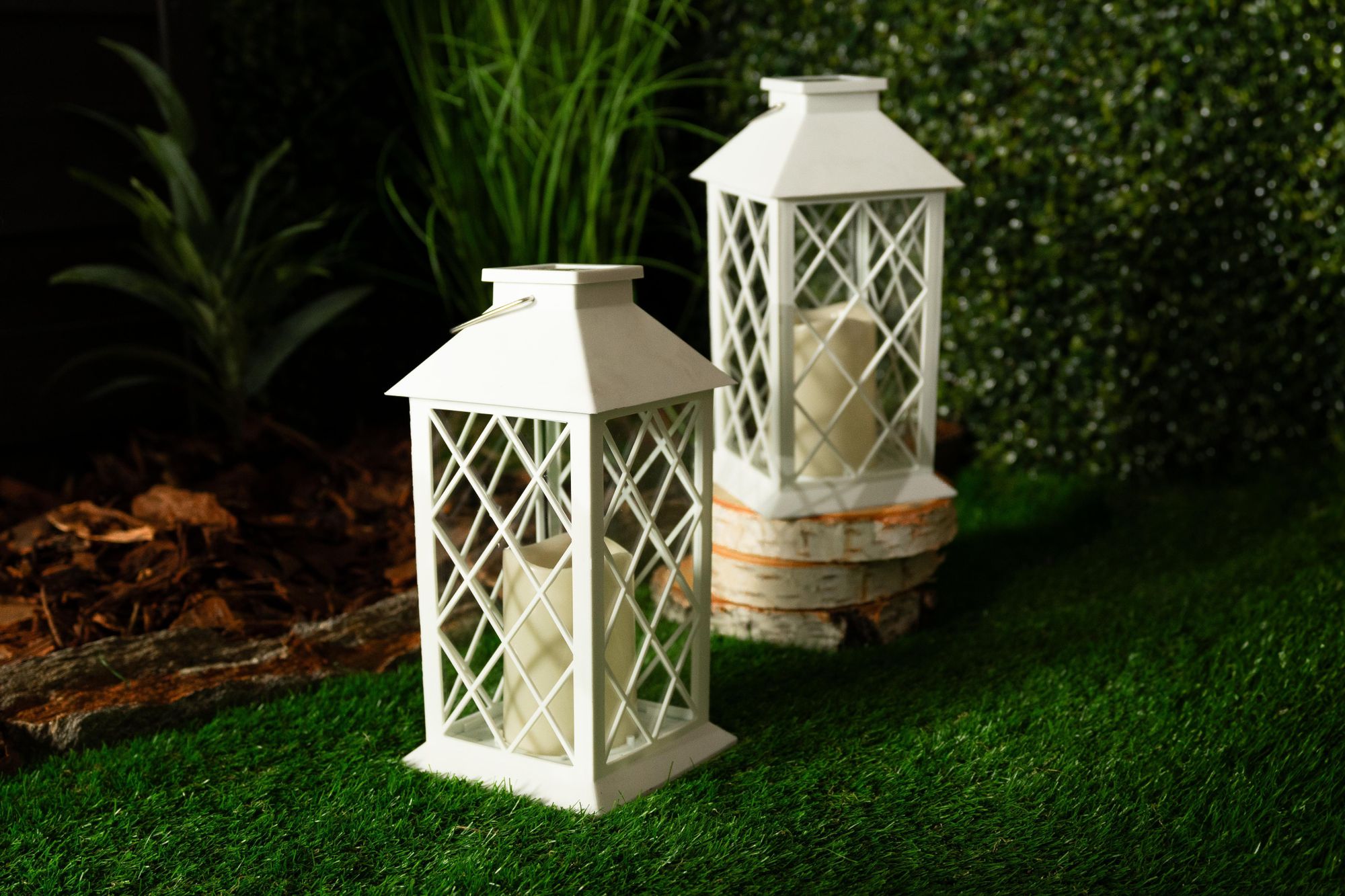 LUMILED Solarlaterne für Außen Solar Laternen für Draußen 2x LED Glas Laterne Solarleuchte mit Kerze Flacker Effekt Kerze IP44 Vintage weiß