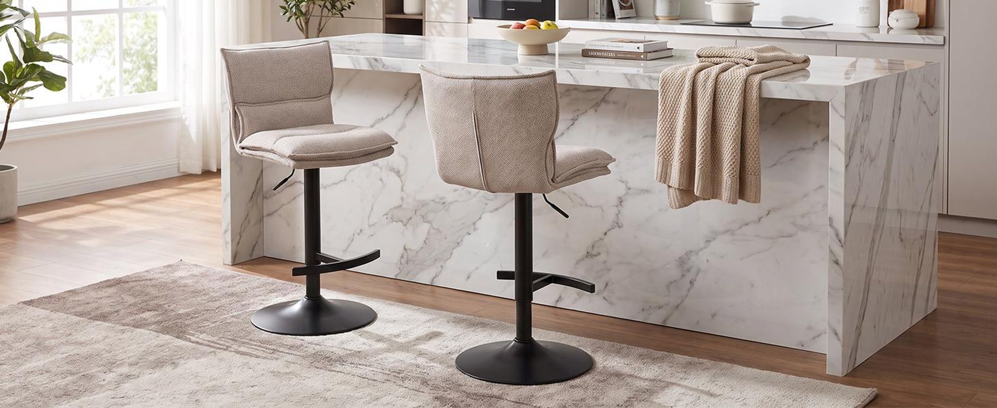 Duhome barkruk, set van 2, in hoogte verstelbaar, draaibaar, bekleed met bouclé, met voetsteun. Geschikt als keukenkruk voor bistro, bar of keuken, kleur: beige