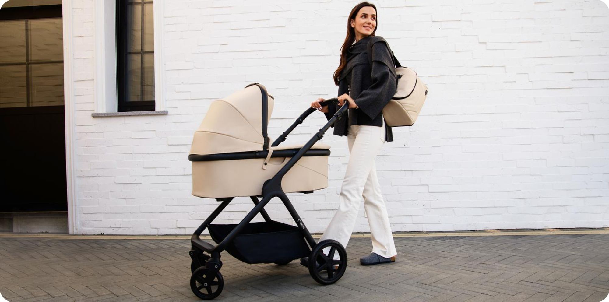 MoMi GISELLE – 2-in-1 Kombikinderwagen mit umkehrbarem Sitz, verstellbar, inkl. Zubehör, XL-Dach & Wickeltasche – Beige