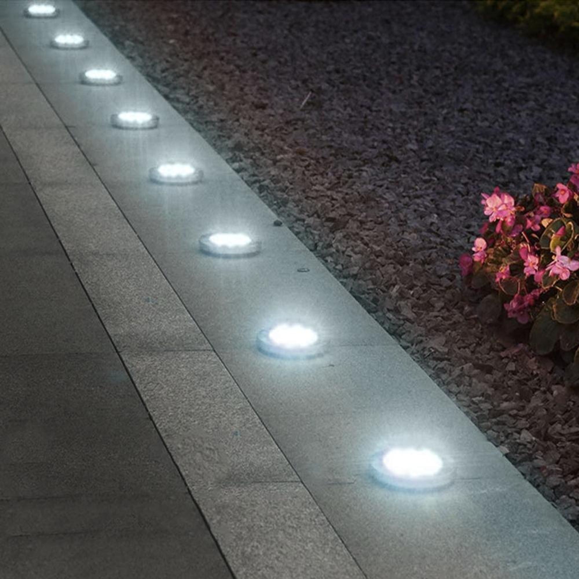 4x Maclean IP44 Solar-LED-Garten-Einfahrtsleuchte 12 SMD-LEDs 4000 K Ni-MH 600 mAh 0,7 W MCE318