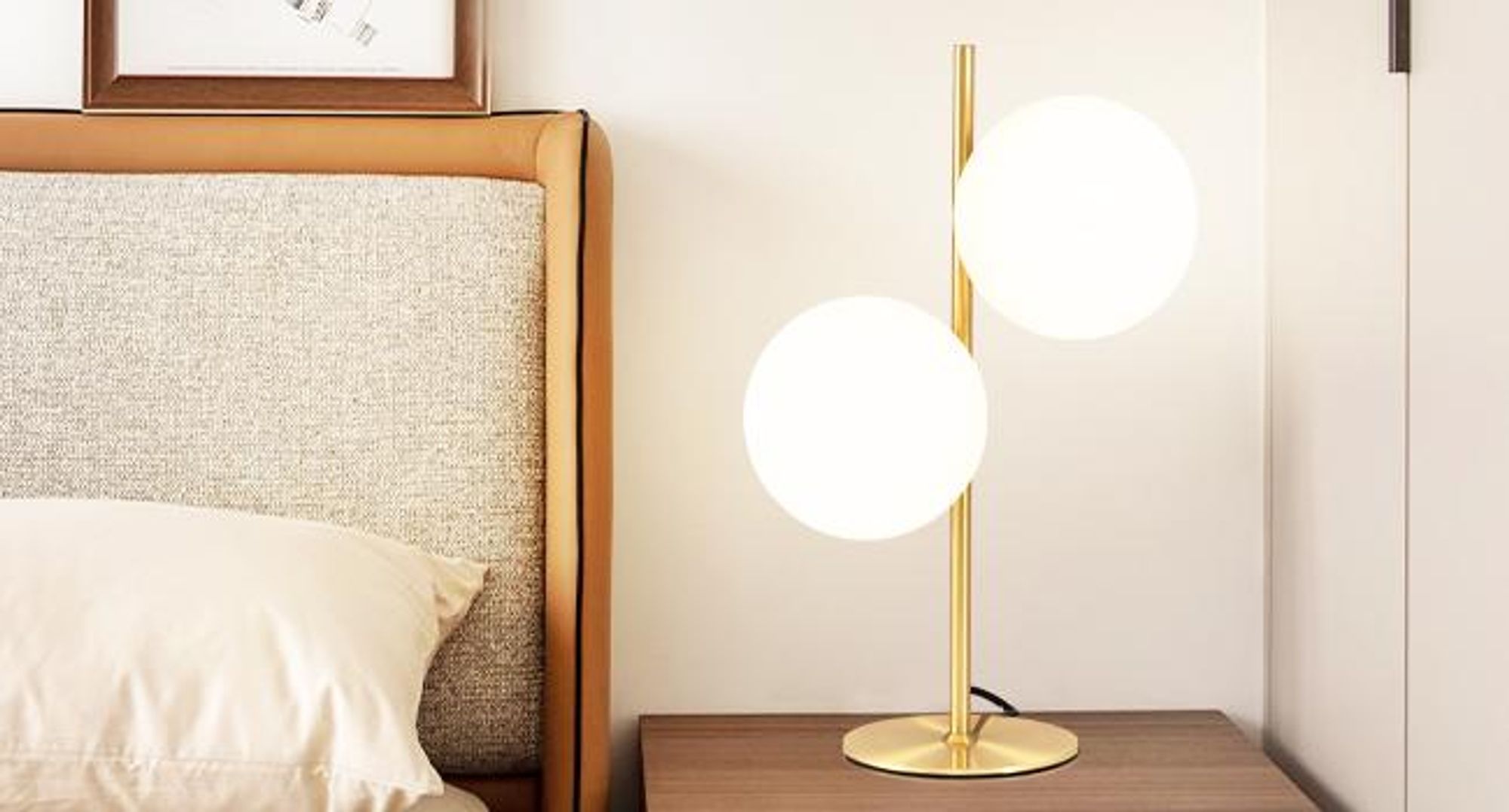 ZMH Lampada comodino Oro 2 luci Lampada da tavolo metallo con interruttore sfera vetro bianco attacco E27 per soggiorno camera camera bambini
