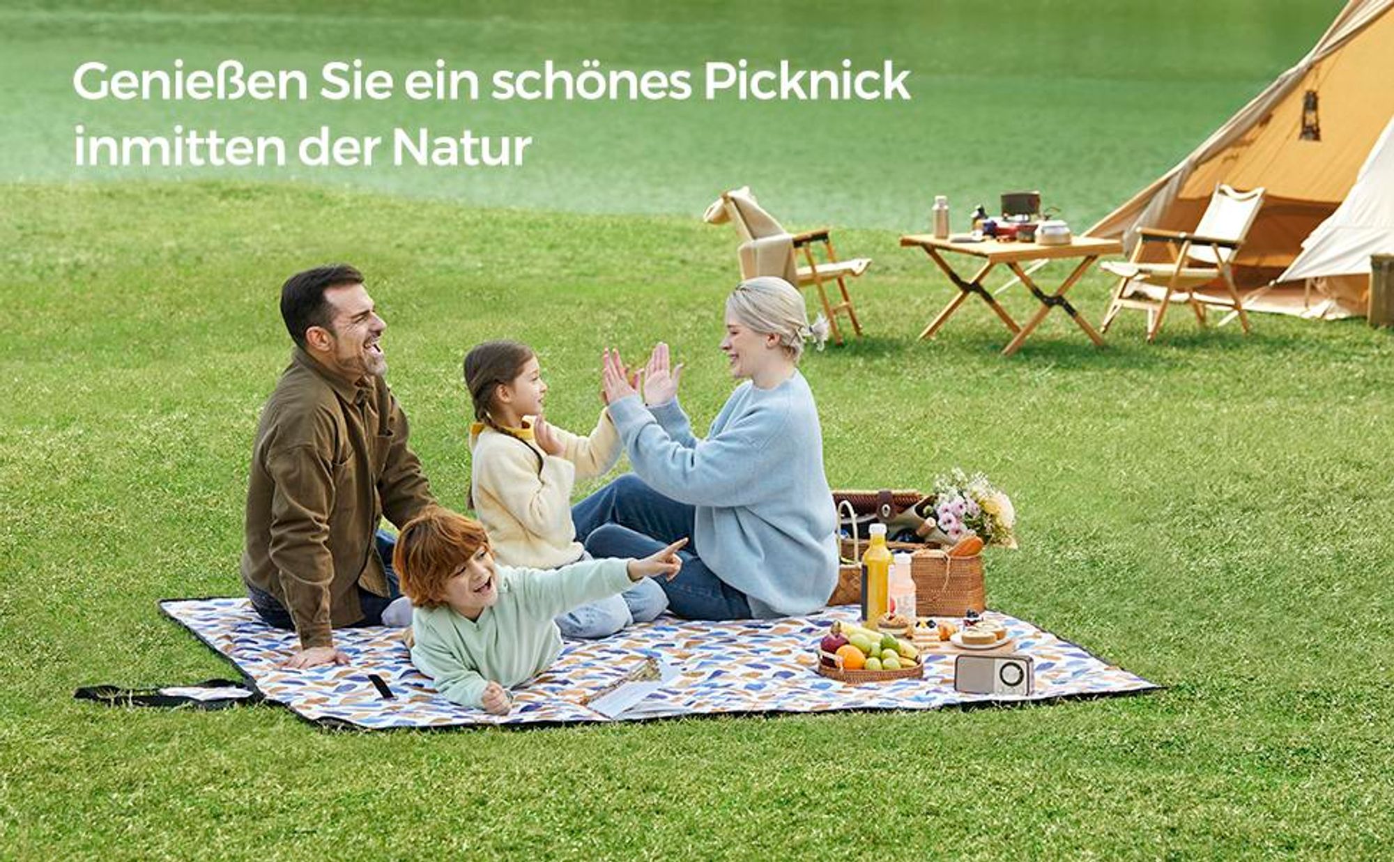 SONGMICS Picknickdecke, 200 x 200 cm, wasserdicht, maschinenwaschbar, bunte Blätter