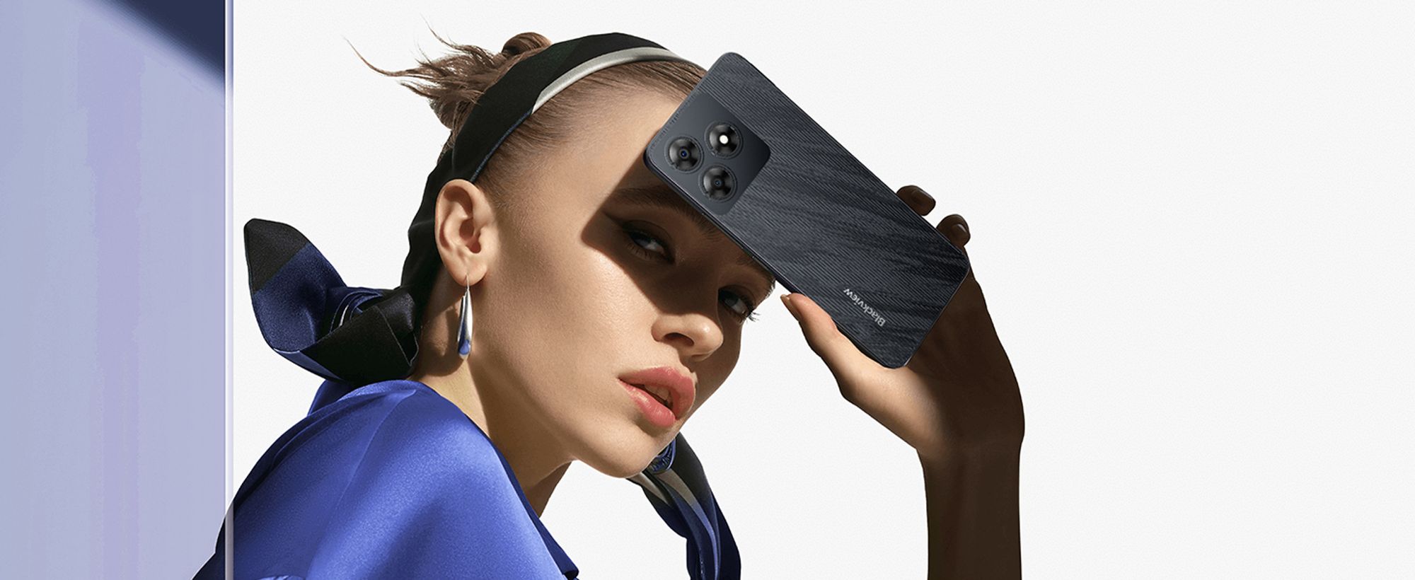 Telefon Blackview Wave 8 AI bez umowy, dwie karty SIM, wyświetlacz IPS HD+ 6,56", 12 GB pamięci RAM + 256 GB pamięci wewnętrznej, ośmiordzeniowy procesor, bateria 5000 mAh, aparaty 13 MP + 8 MP, Face ID, rozdzielczość 1080p FHD