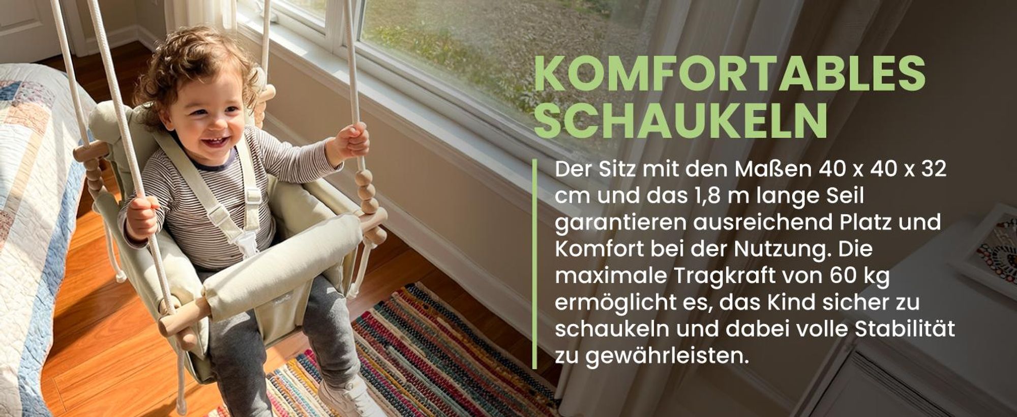 Beigefarbene Kinderschaukel an Seilen mit Baumwollkissen