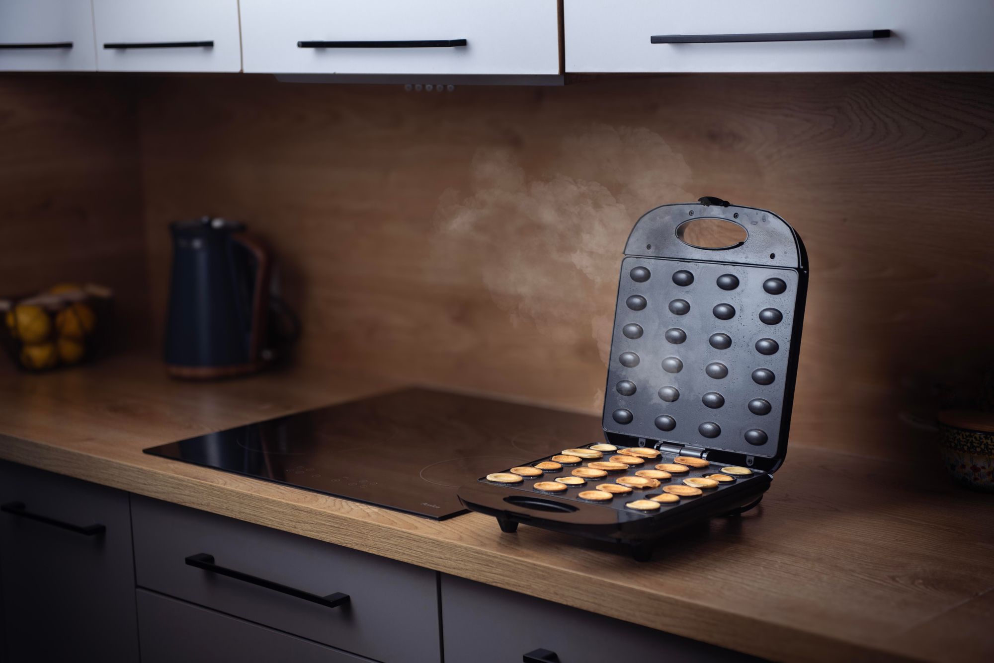 LEHMANN Gaufrier pour noix, Machine à noix pour 24 moitiés de noix, max. 1700W, Revêtement Anti-adhésif