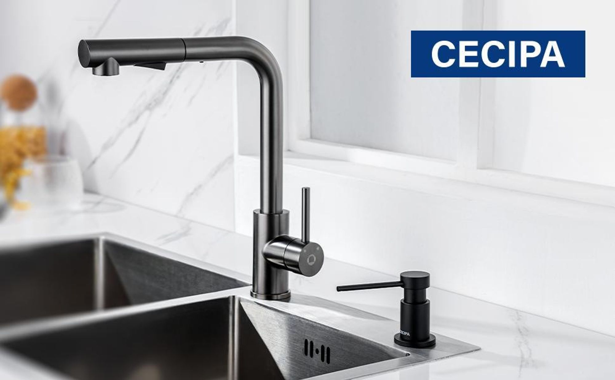 CECIPA Einbau Seifenspender Küche 300ml, 360° Drehbar Spülmittelspender für Küchenspüle, Mit 1,2m Verlängerungsschlauch, Schwarz