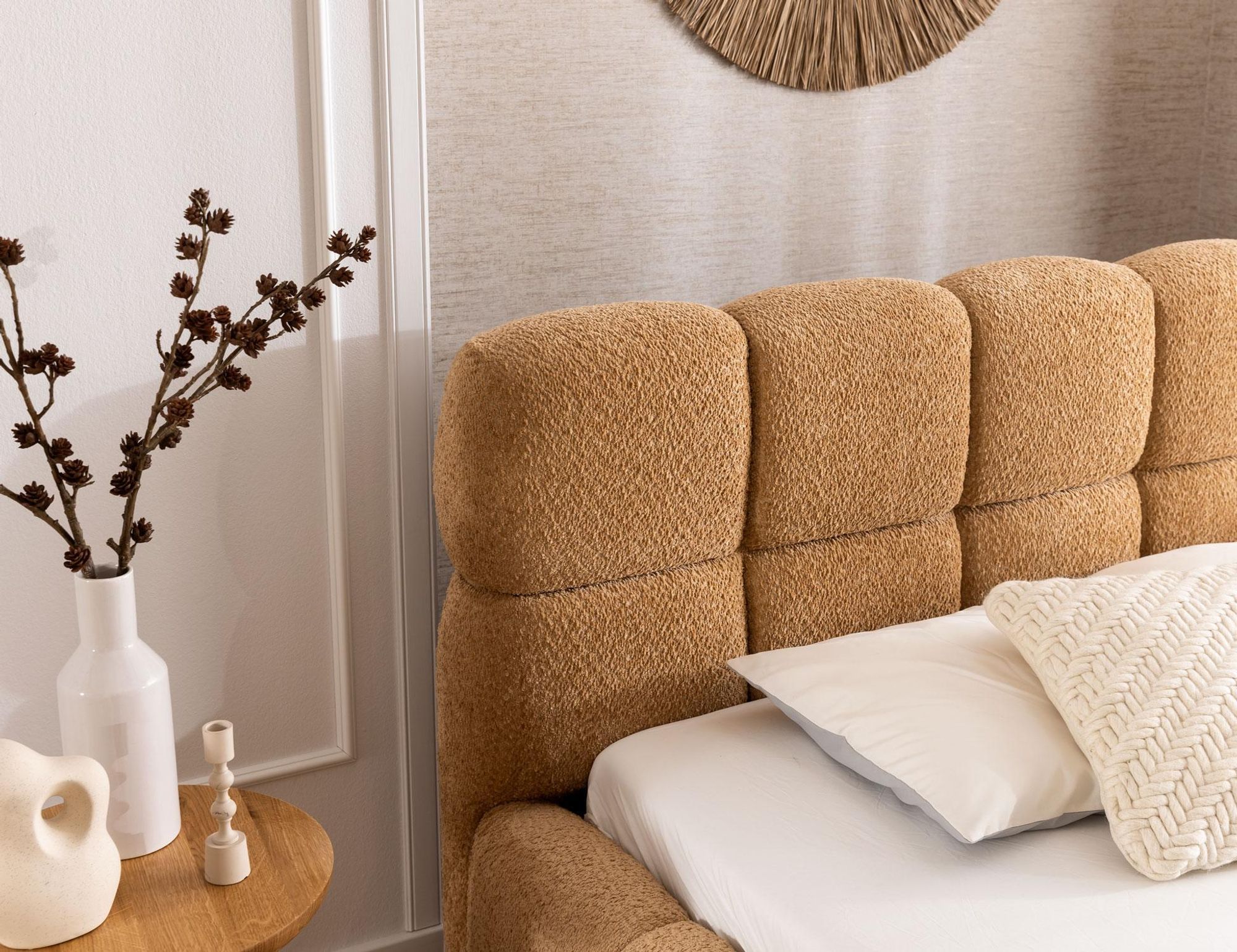 Polsterbett SOFIA 180x200 - mit Bettkasten, Doppelbett mit Stauraum und Lattenrost, Boxspringbett-Optik, ohne Matratze, Bett - Schwarz
