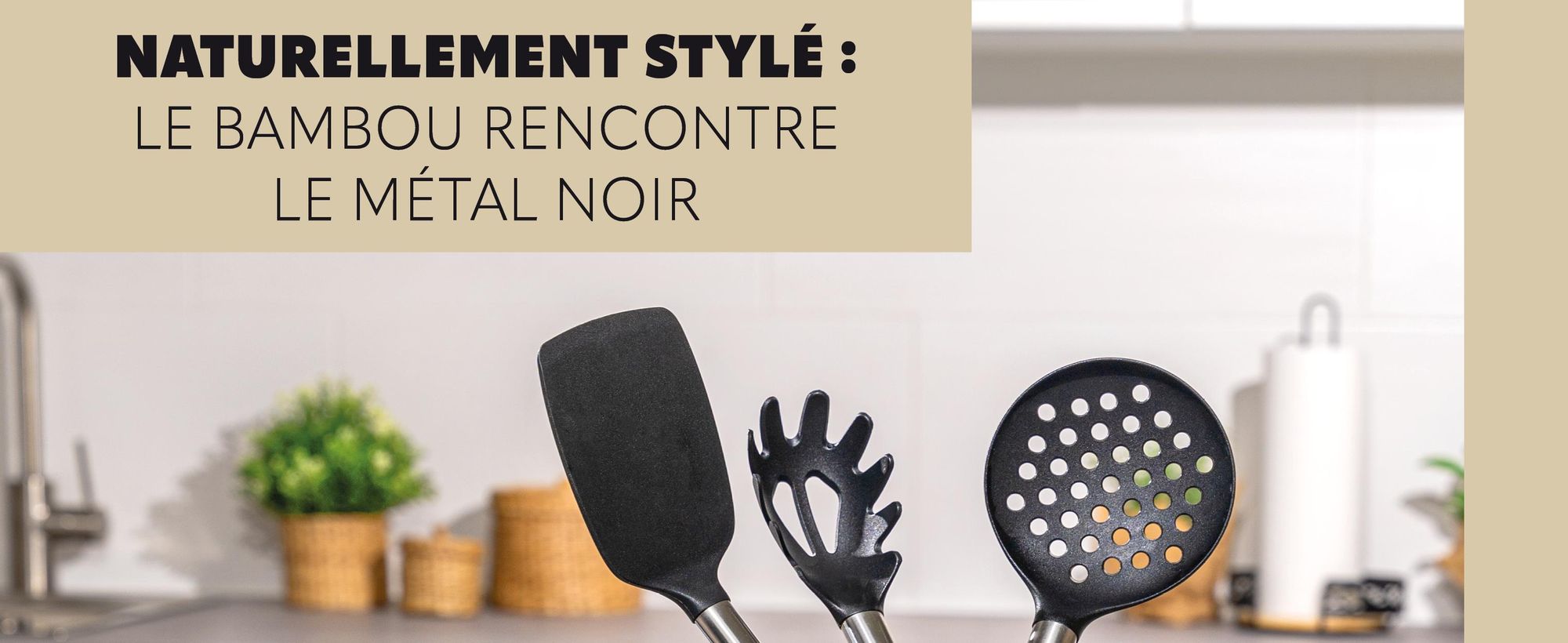 Porte-ustensiles de cuisine dans la cuisine