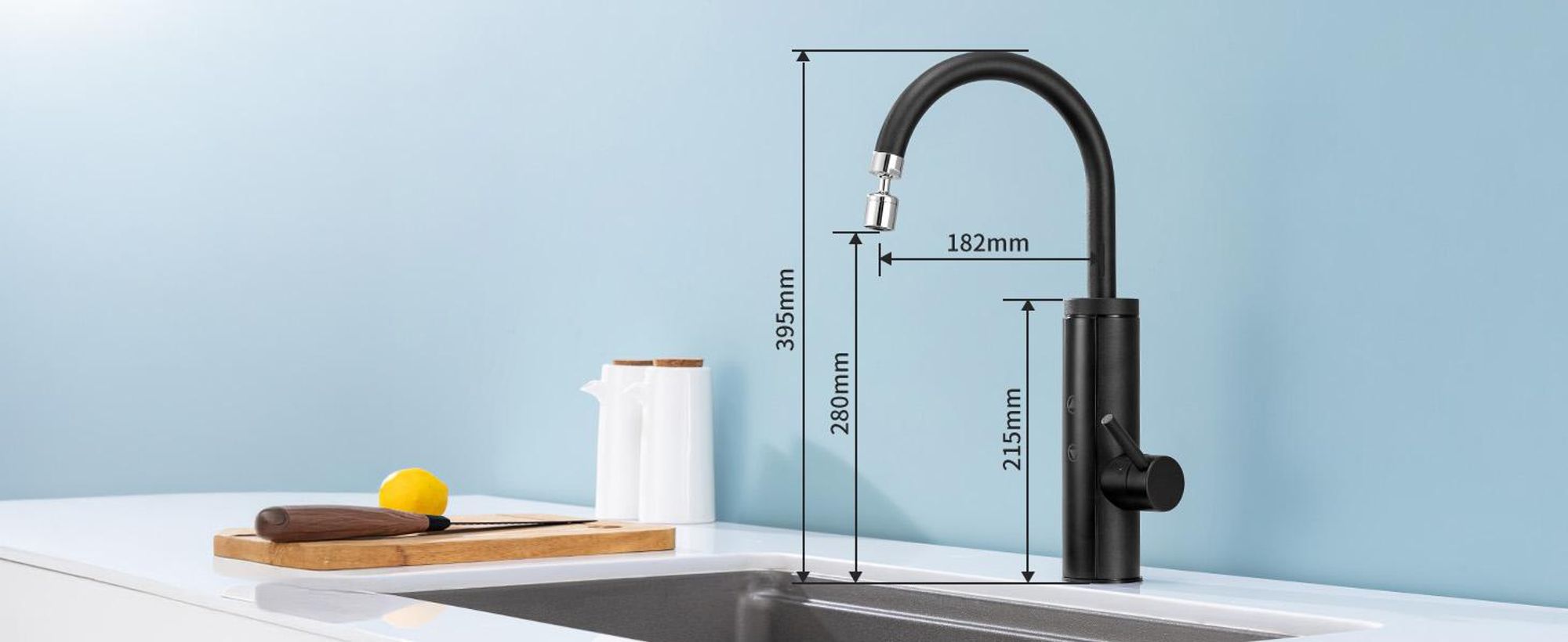 Elektrische Küchenarmatur mit Durchlauferhitzer,  Schwarz Wasserhahn Küche mit LED Temperaturanzeige，Smart Heater Wasserhahn 360° drehbar