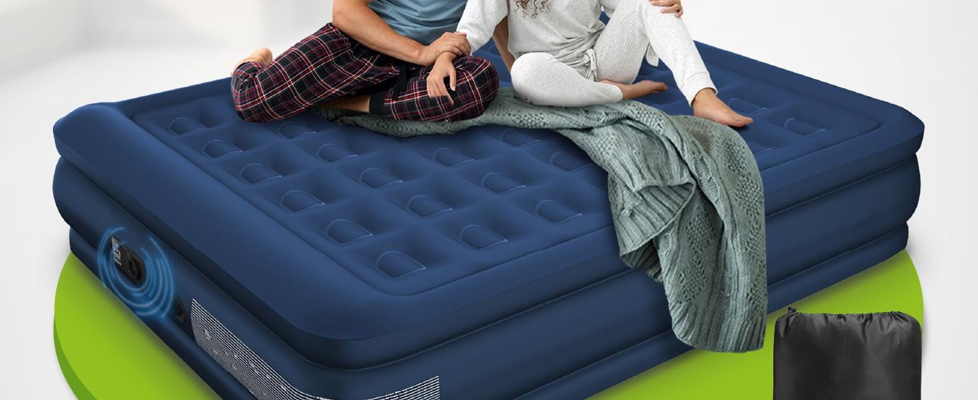 Juskys Luftmatratze Sapri L in Blau-Weiß - 2 Personen Luftbett selbstaufblasend mit Pumpe