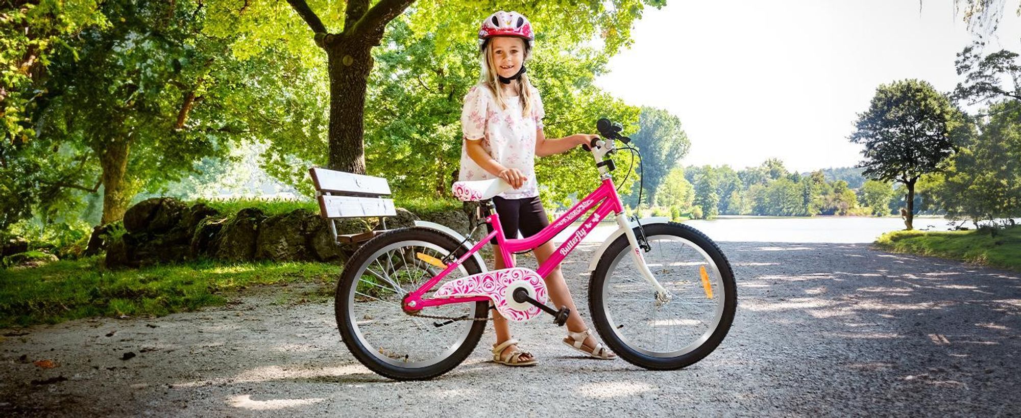 Actionbikes Kinderfahrrad Butterfly 20 Zoll | Kinder & Jugend Fahrrad - V-Brake Bremsen - Kettenschutz - Fahrradständer - 6-9 Jahre (Weiß/Pink)