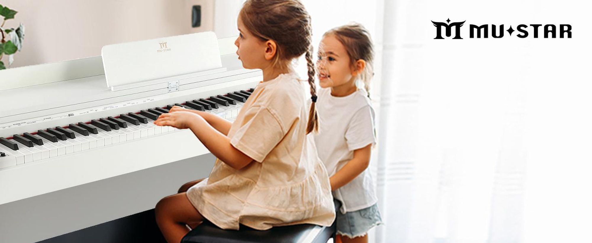 MUSTAR Digital-Piano 88 Tasten Hammermechanik 3 Pedale USB MIDI 680 Sounds 600 Rhythmen Aufnahme Kopfhörer  141.5x77x35.5cm 34.3kg,Weiß