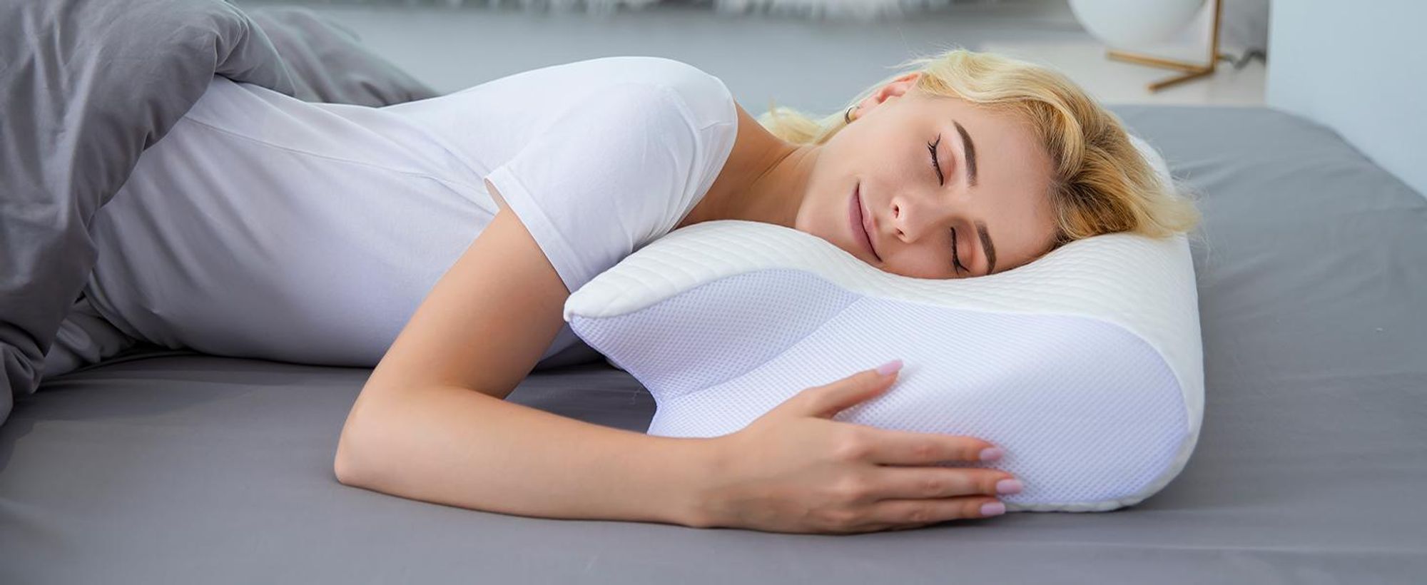 Nackenkissen, Memory Foam Kissen, Orthopädisches Kissen, Kopfkissen, Schlafkissen, Gegen Nackenschmerzen, für Seitenschläfer & Rückenschläfer