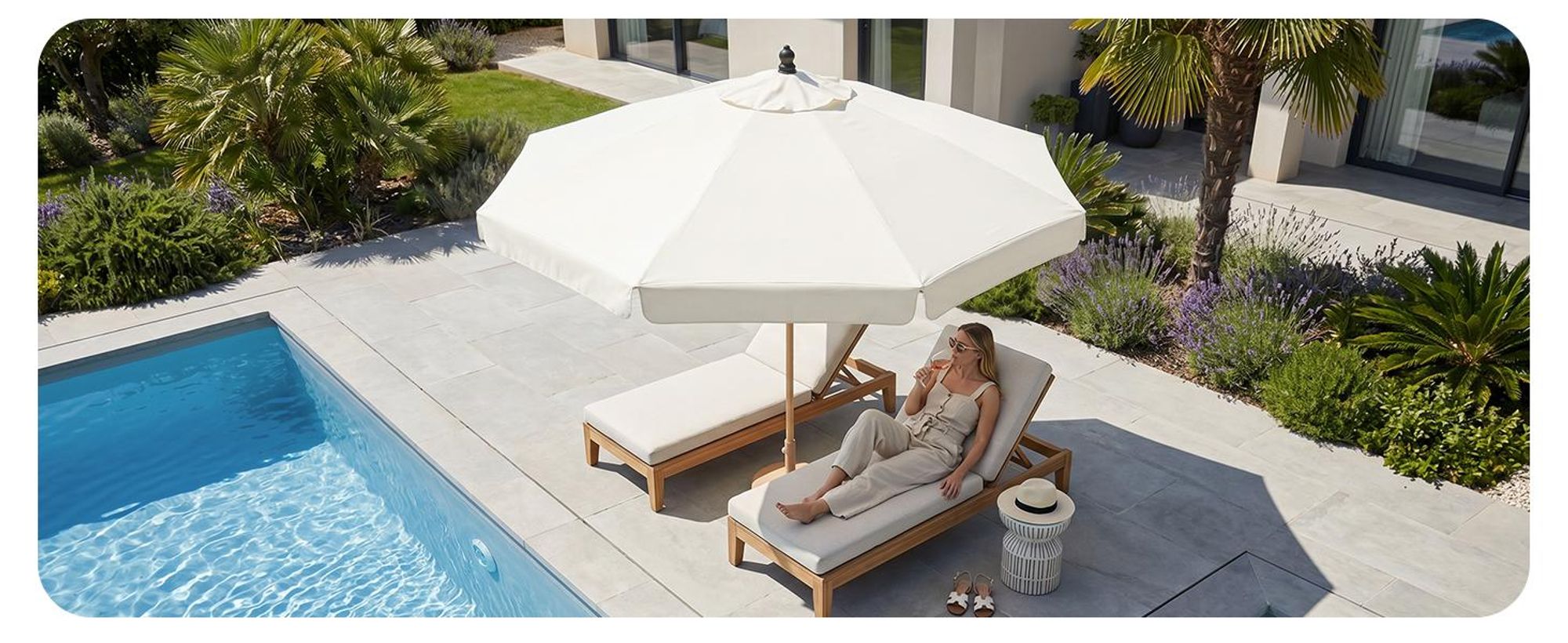 Sekey Balkonschirm 200 cm Ø Holzoptik, Knickbar, Stabiler Gartenschirm, UV-Schutz 50+, Sonnenschirm für Terrasse und Hof, Creme