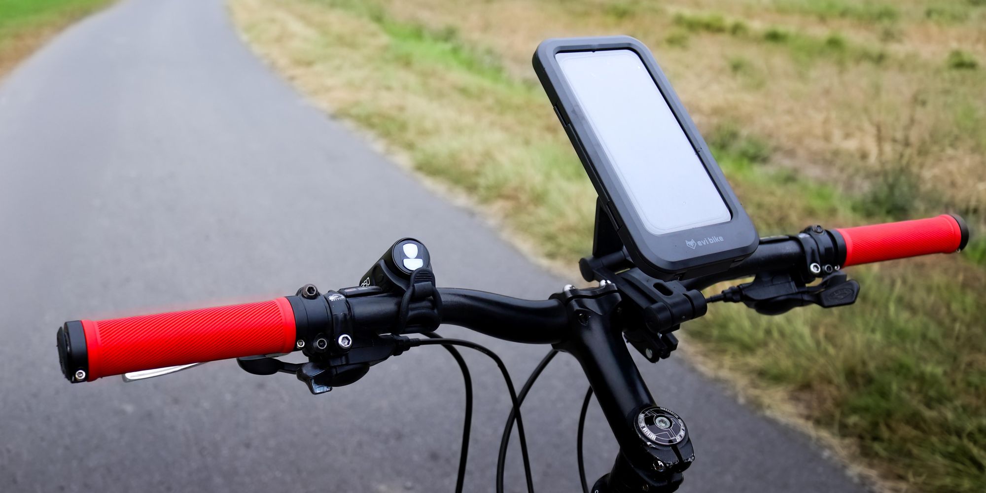 Wasserdichte Handyhalterung Fahrrad & Motorrad IPX6, 360° drehbarer Universal Halter für 4-6.7 Zoll Smartphones, Stoßfest, EVI BIKE Secure360