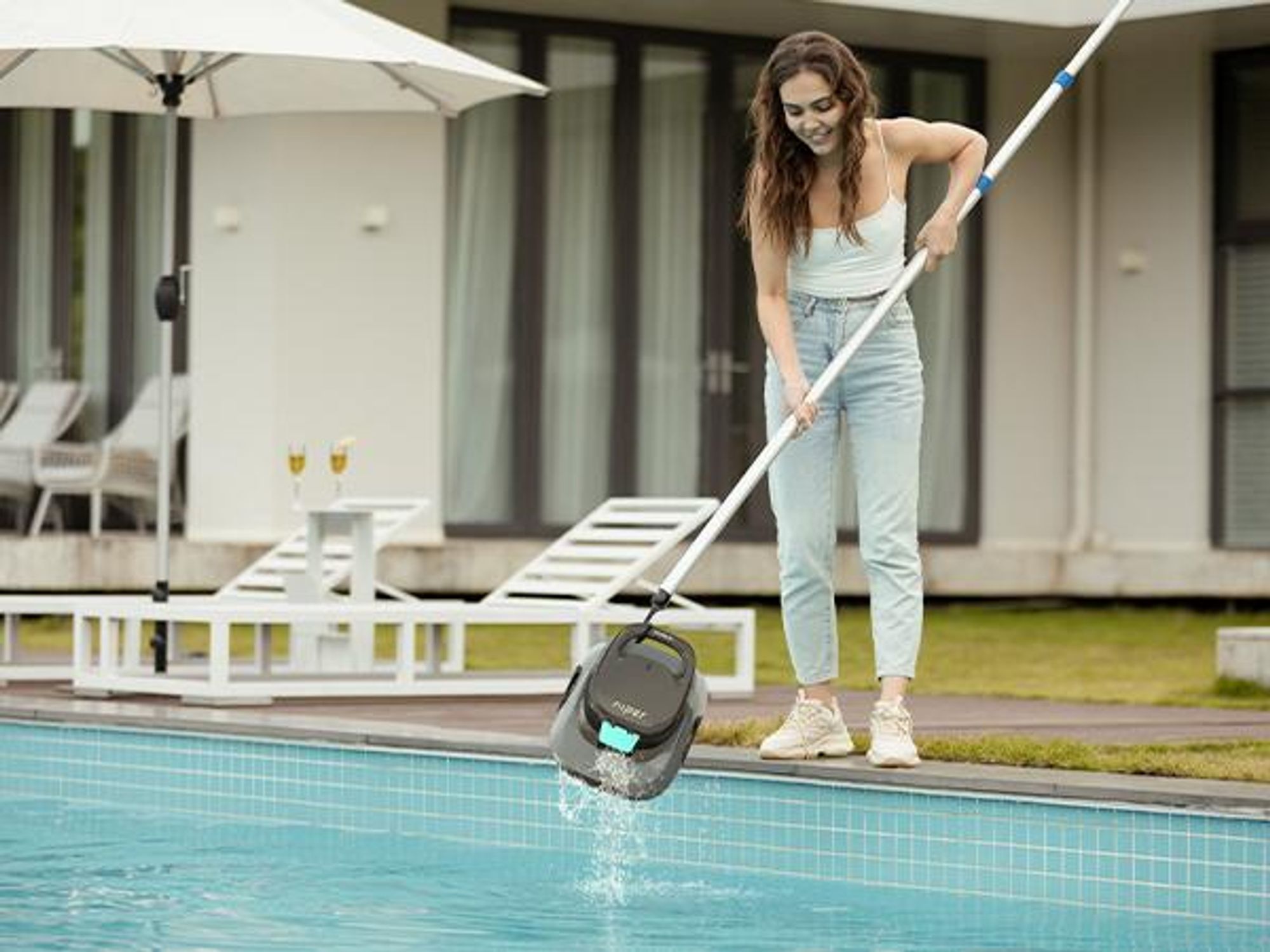 AIPER Robot Piscine sans Fil, Aspirateur Automatique, 90 Min d'Autonomie