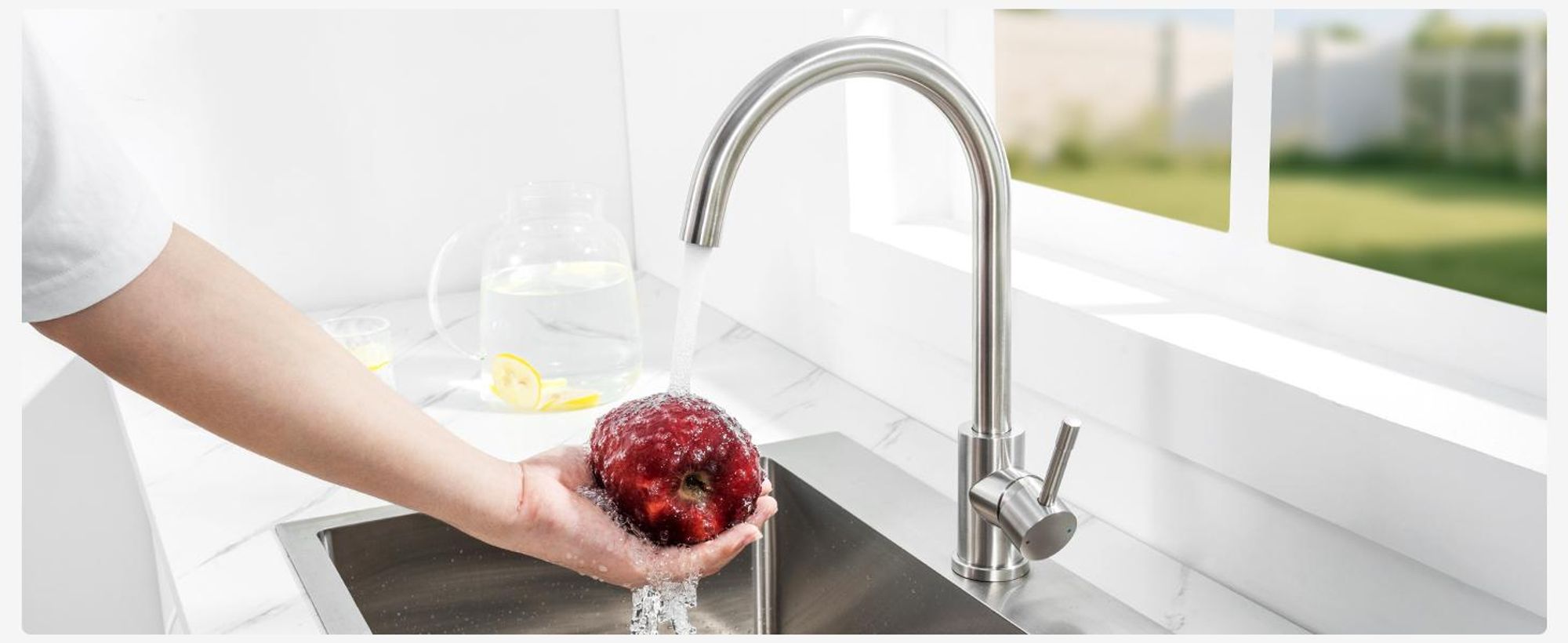 Wasserhahn Küchenarmatur, 360° Drehbar Spültischarmatur, Cecipa Niederdruck Küchenarmatur 304 Edelstahl, Armatur für Kleinspeicher, Gebürstet