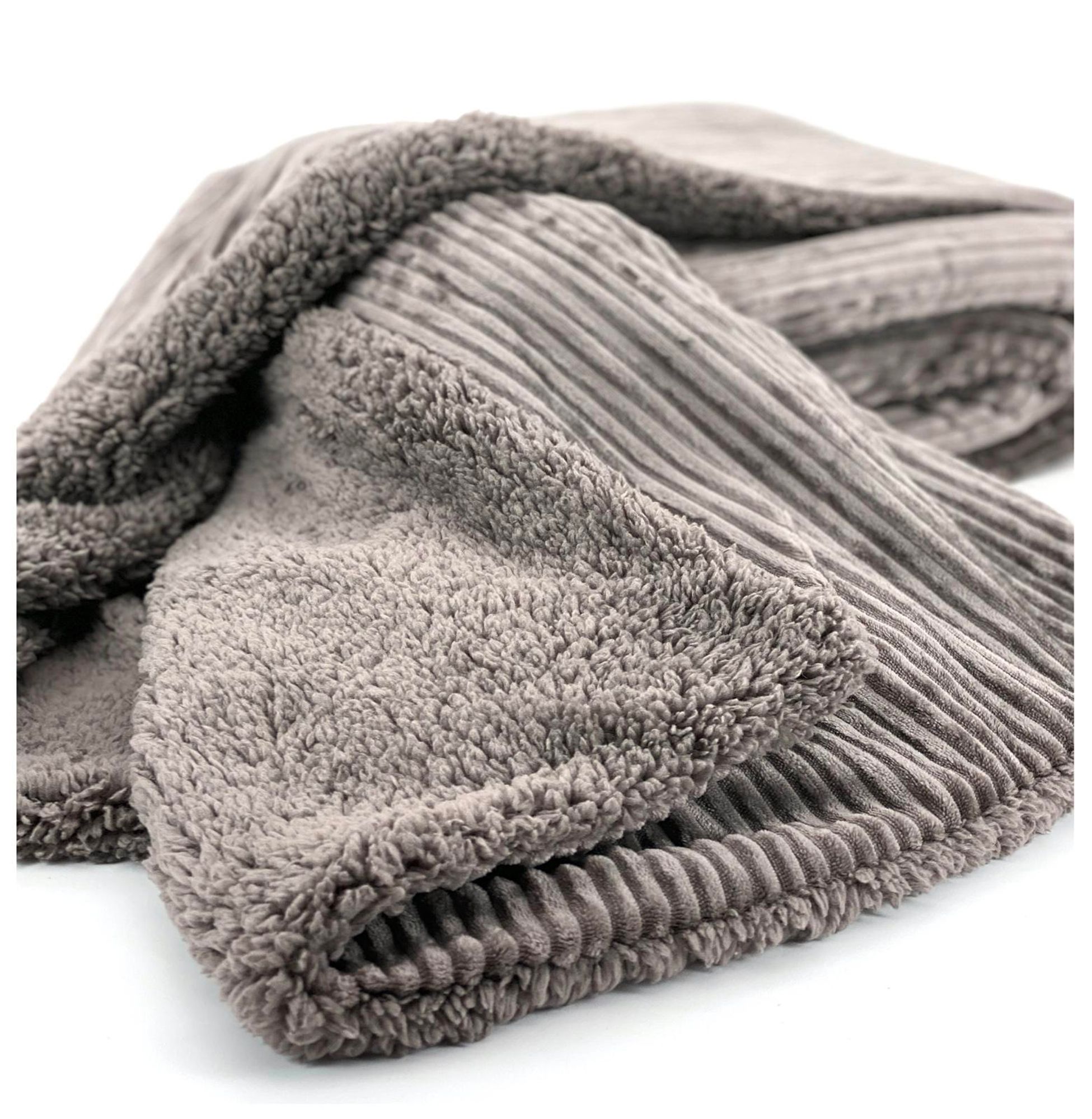 heimtexland ® super dicke Cord Kuscheldecke mit flauschigem Sherpa Fell Wohndecke 200x150 Decke Typ767 Creme