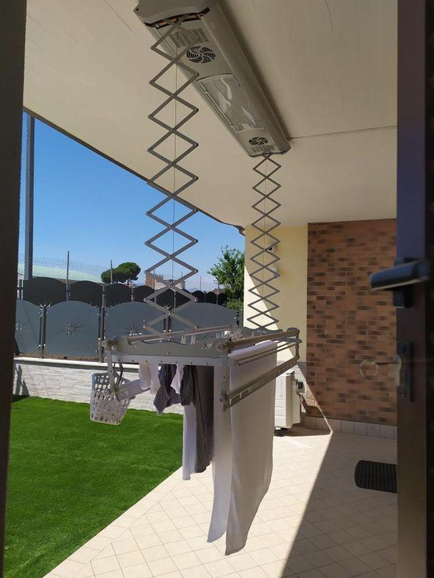 Elektrischer Decken-Wäschetrockner Foxydry Air 122 cm – Stahl und Aluminium