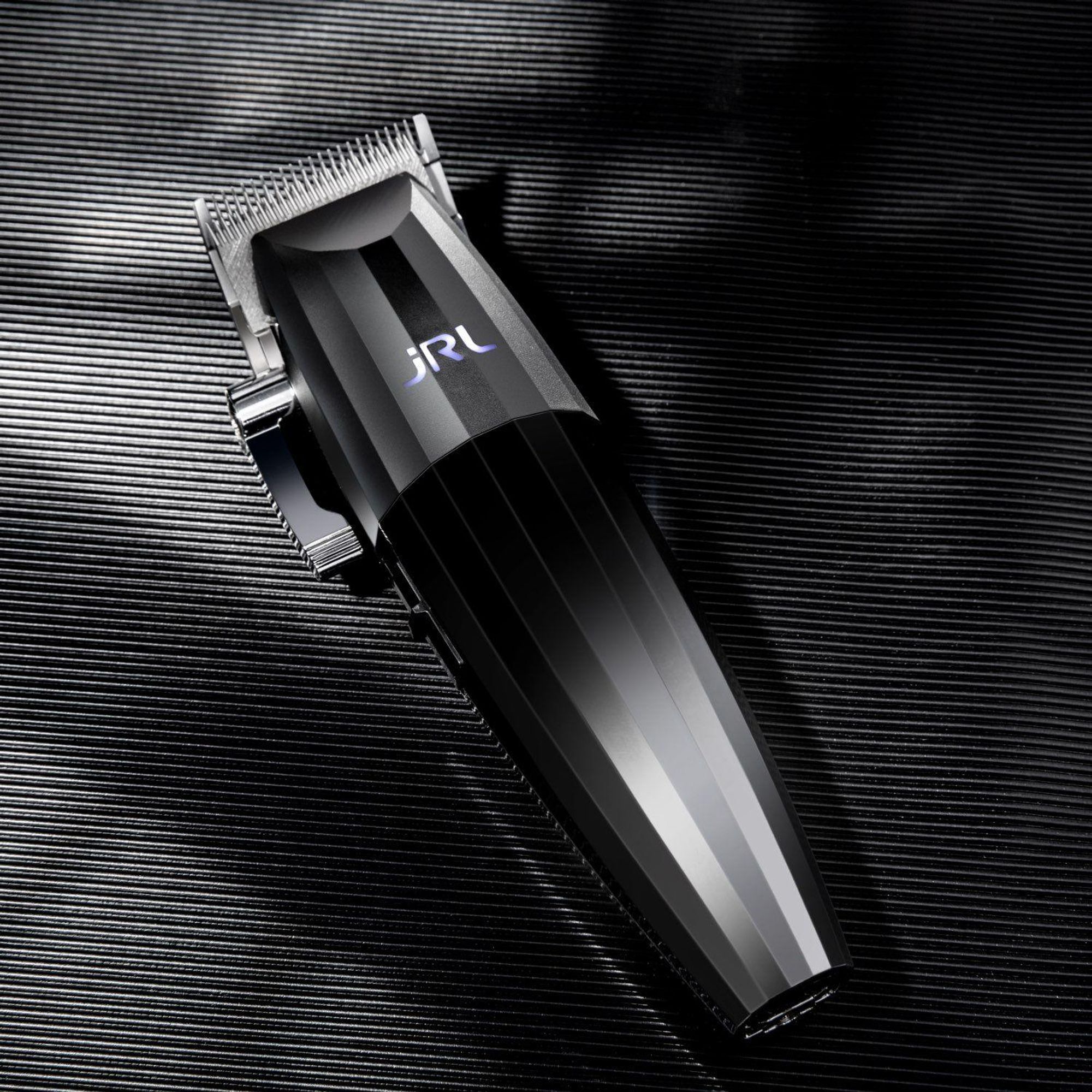 JRL Fresh Fade 2020C Silber Clipper mit Smart-Clip Technologie