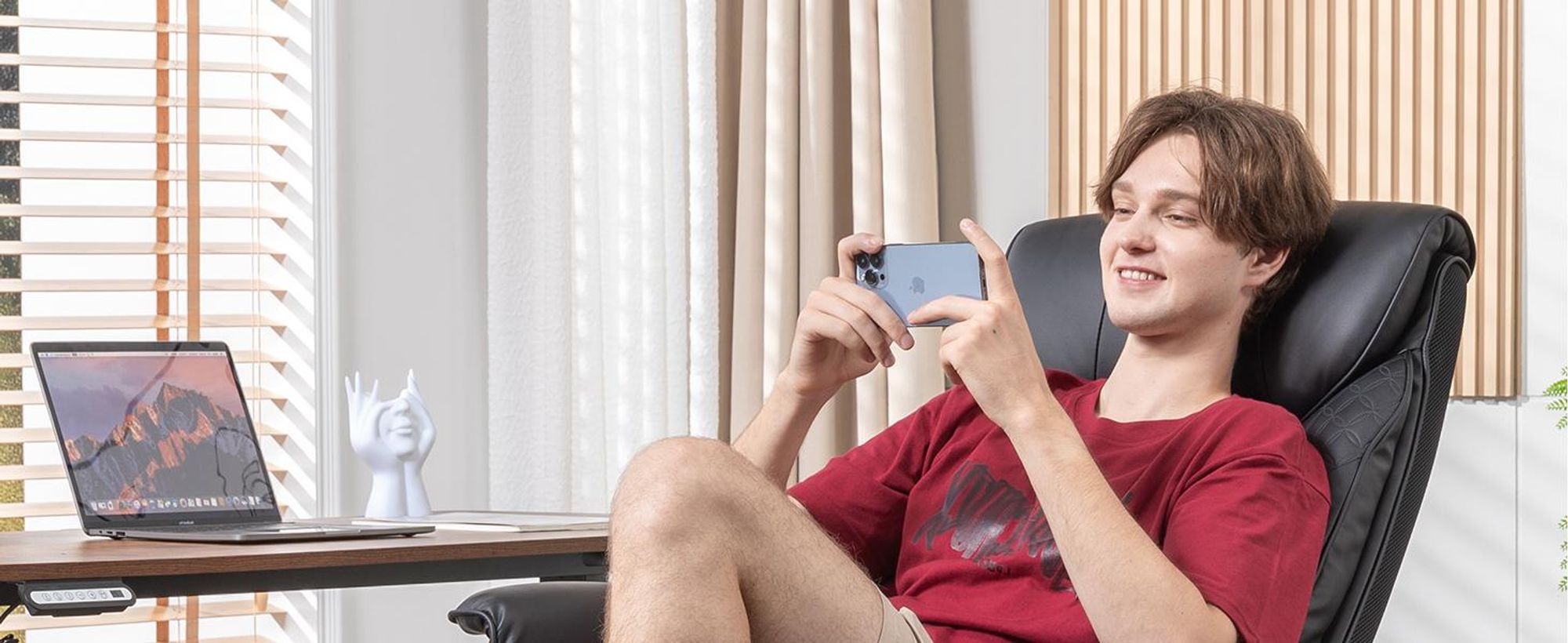 Fotel gamingowy COMHOMA dla wysokich i ciężkich osób, ergonomiczny fotel biurowy do 180 kg, poduszka siedziska 3D, regulowany podnóżek, skóra PU, czarny