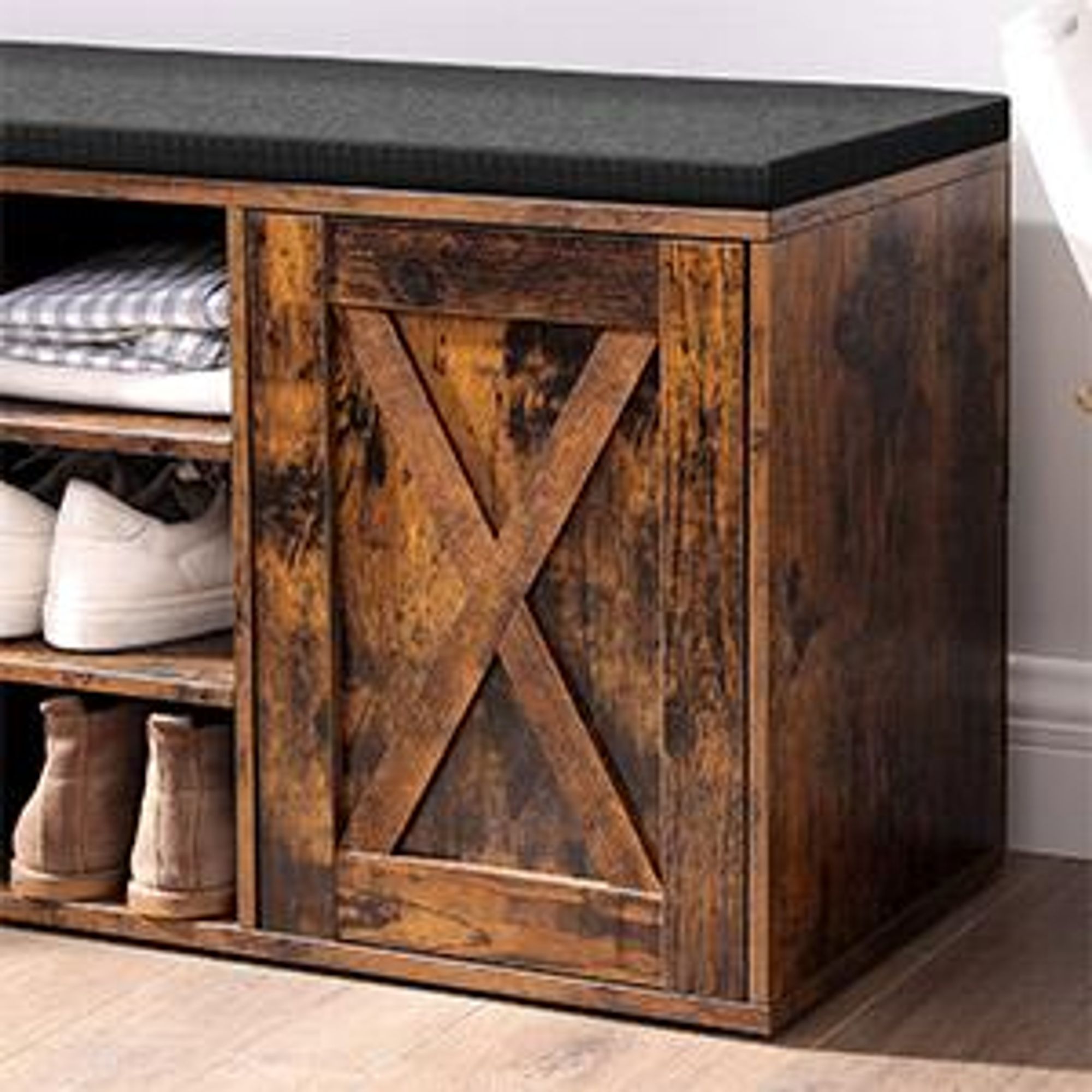 VASAGLE  Schuhschrank, Schuhbank, Schuhregal ,Aufbewahrungsschrank, mit 9 offenen Fächern und einem Schrank, mit Polsterung, 110 x 30 x 48 cm, rustikale Tür, vintagebraun LHS058X01