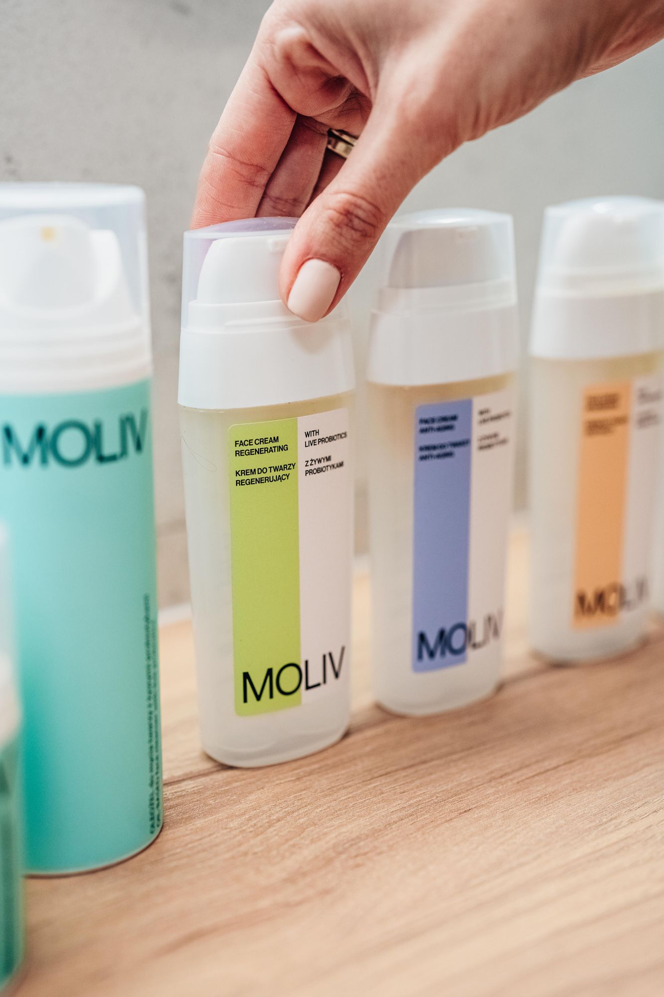 MOLIV Oleo-Gel Gesichtsreiniger mit lebenden Probiotika 150ml