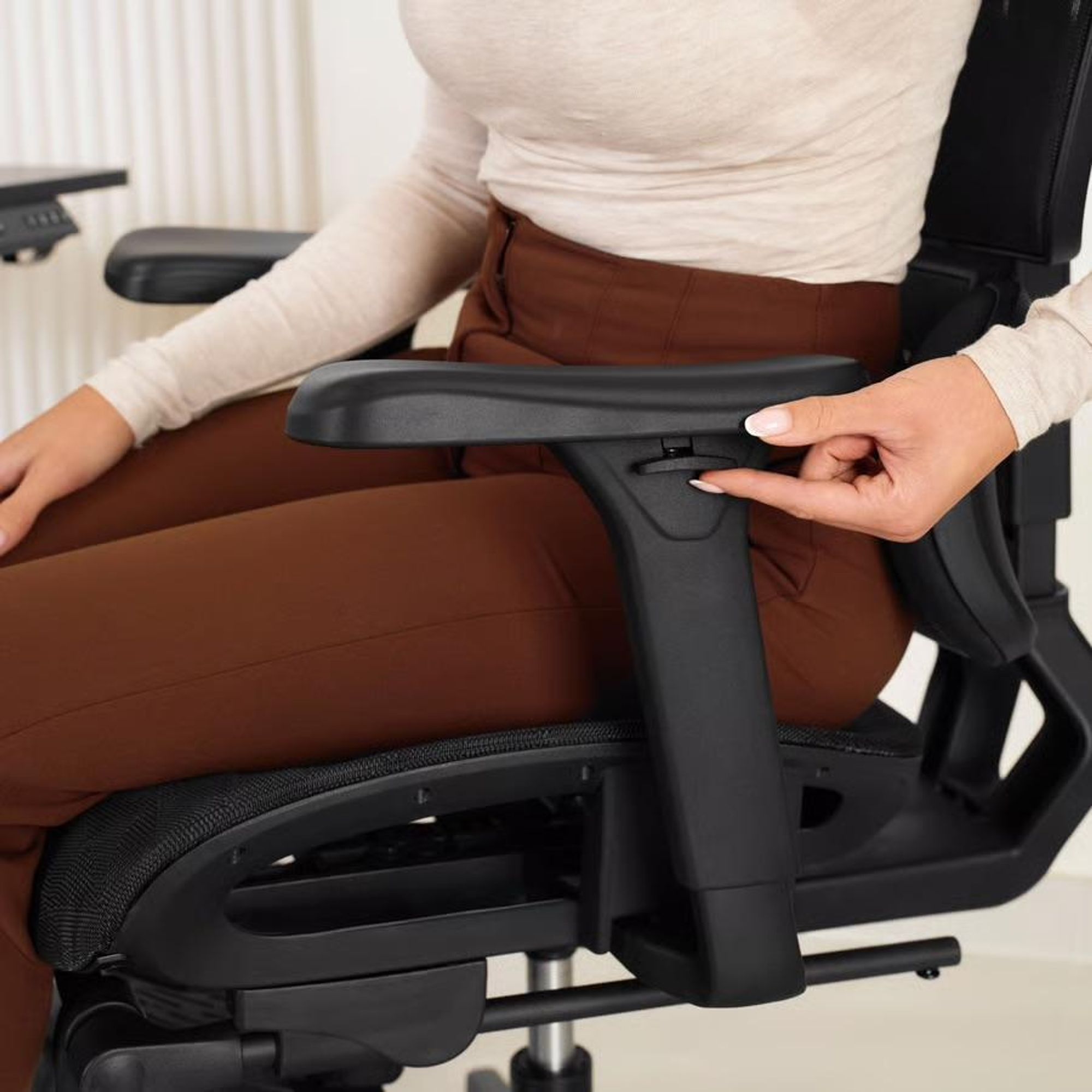 di volio ergonomické kreslo Romalo – Čierne
