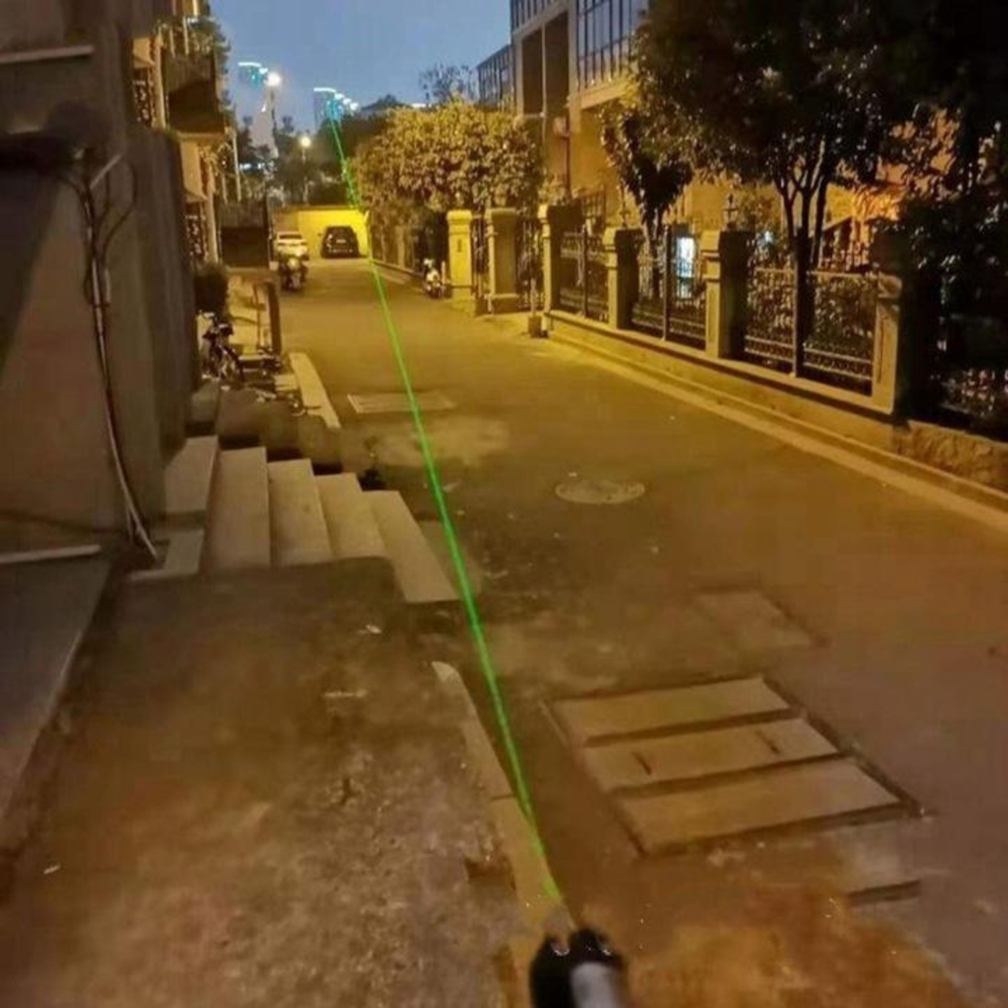 Laserpointer Mit Grünem Led-Licht, Stark, Grosse Reichweite + Verpackung